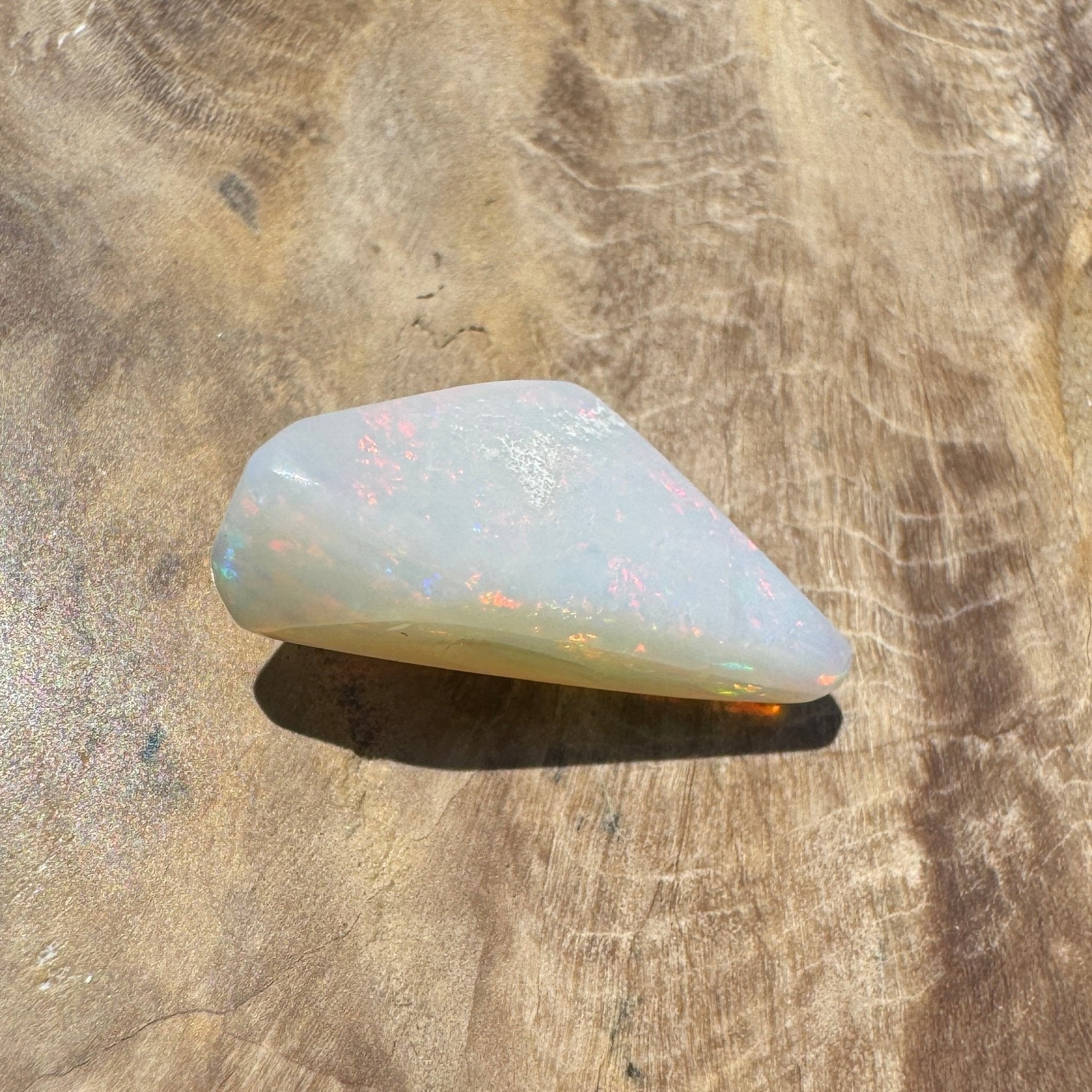 4ct Hand - cut Solid Coober Pedy Opal