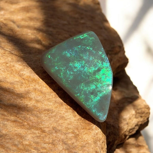 5.3ct Hand - cut Solid Lightning Ridge Semi Black Opal