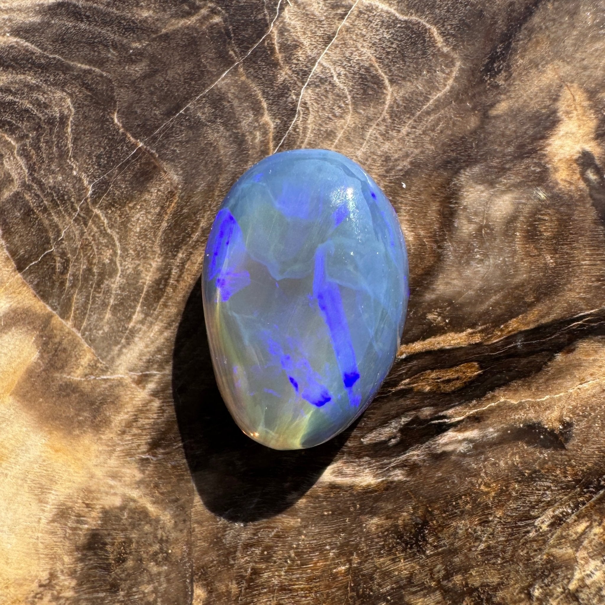 5.3ct Hand - cut Solid Lightning Ridge Semi Black Opal