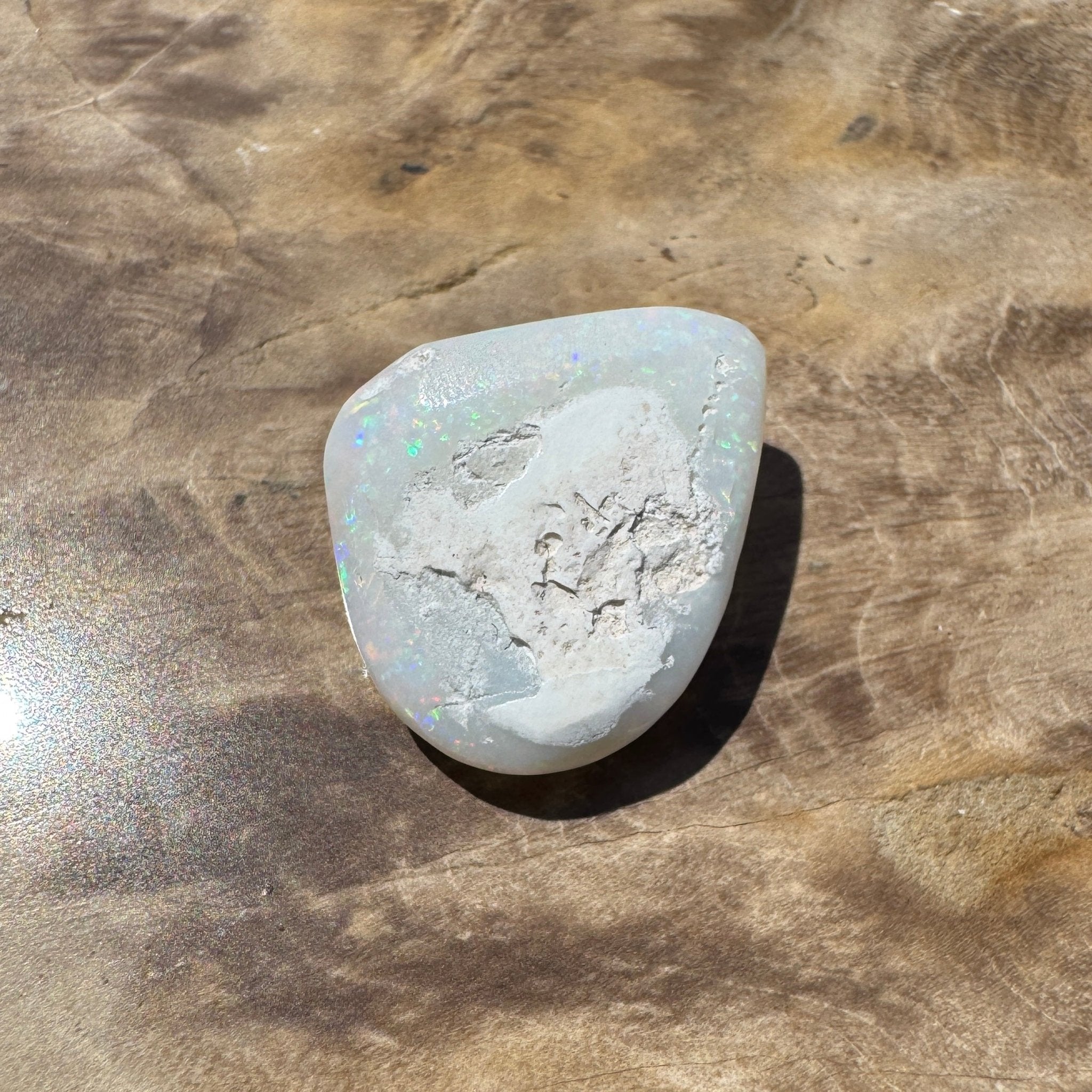 5.6ct Hand - cut Solid Coober Pedy Opal