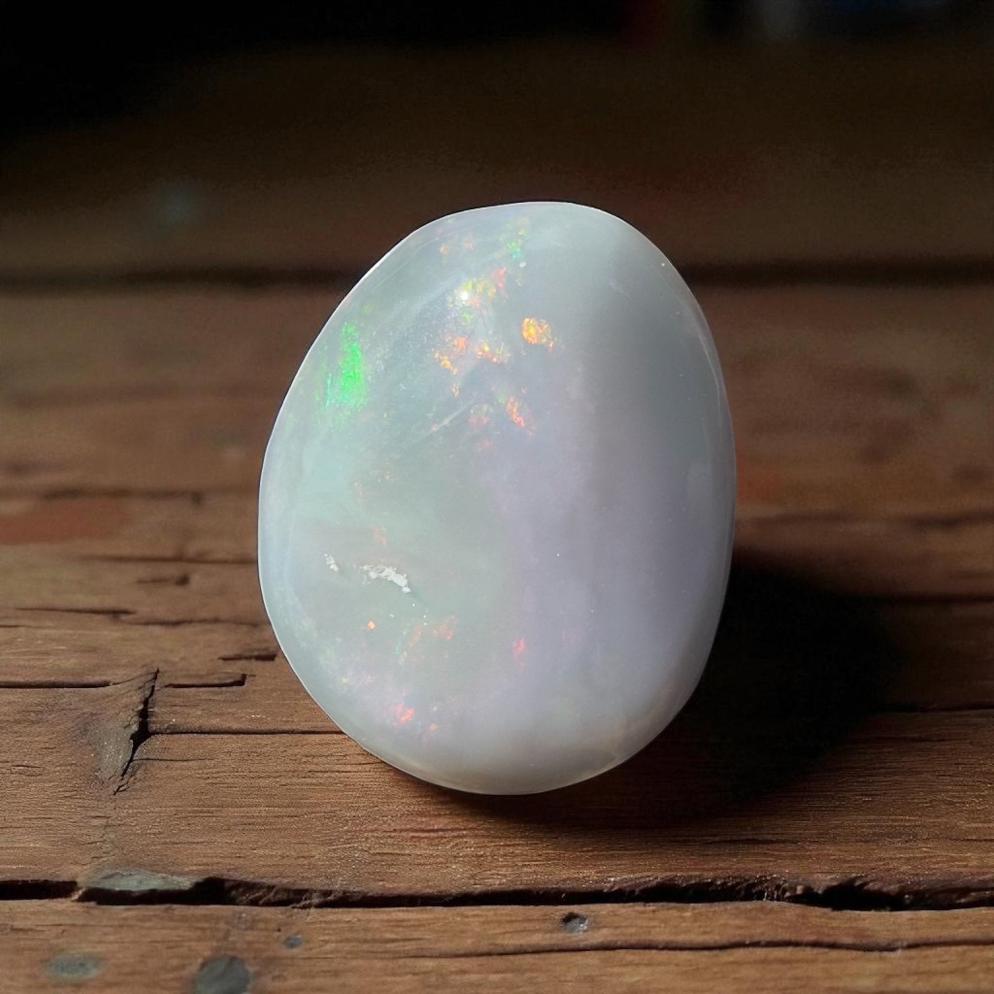 5.7ct Hand - cut Solid Australian Lightning Ridge Opal
