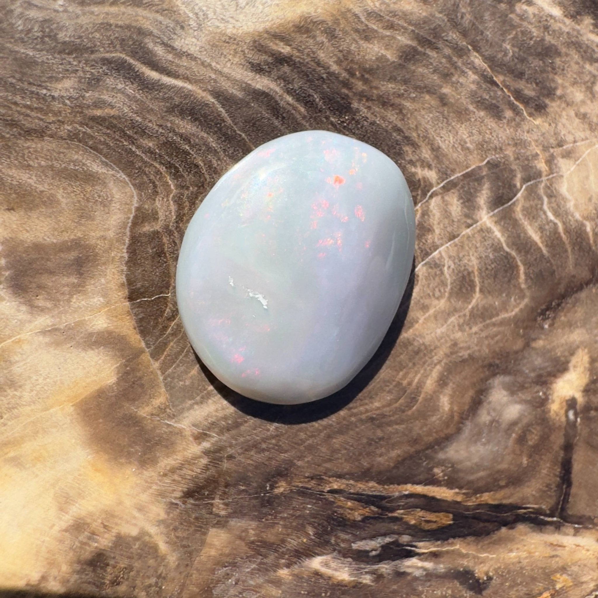 5.7ct Hand - cut Solid Australian Lightning Ridge Opal