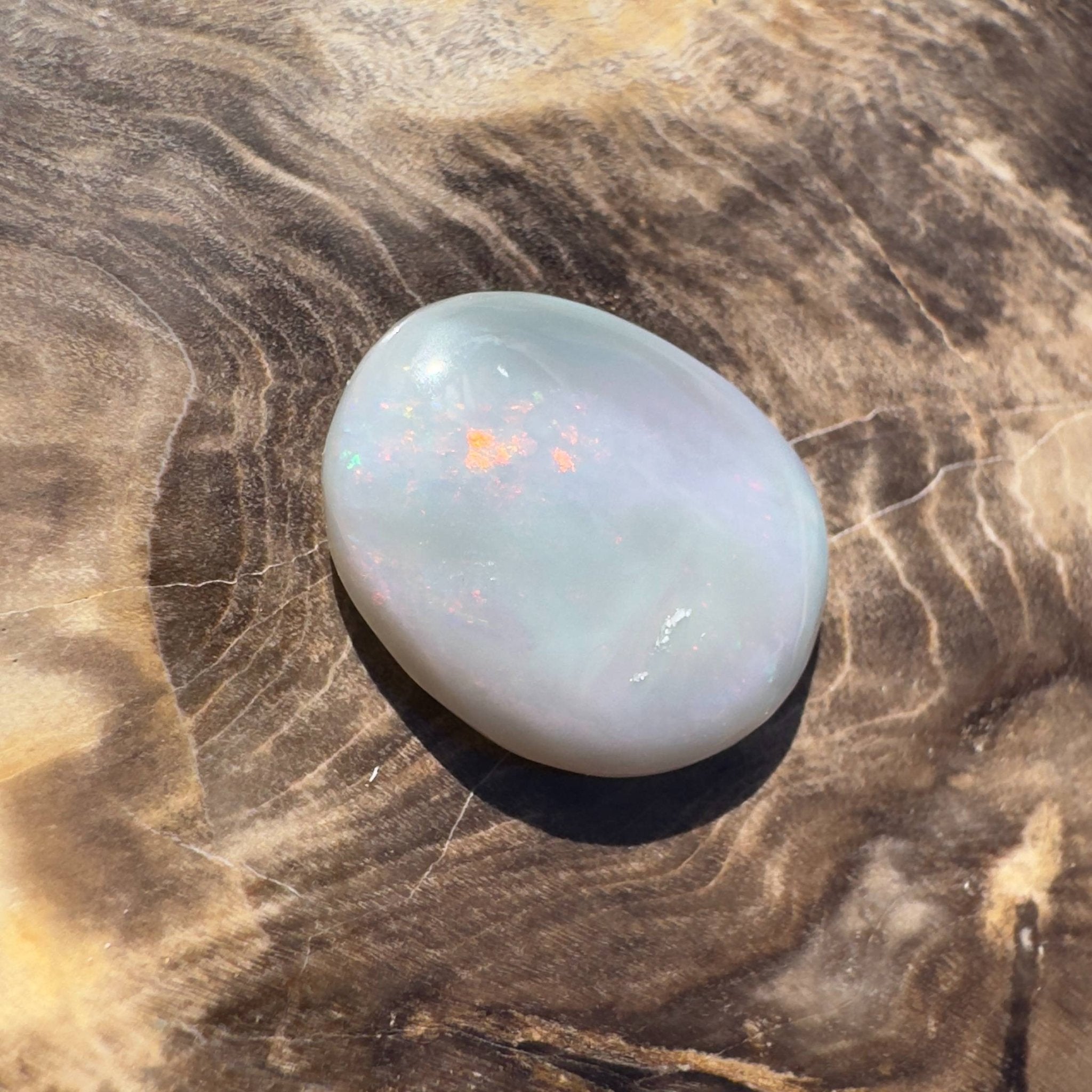 5.7ct Hand - cut Solid Australian Lightning Ridge Opal