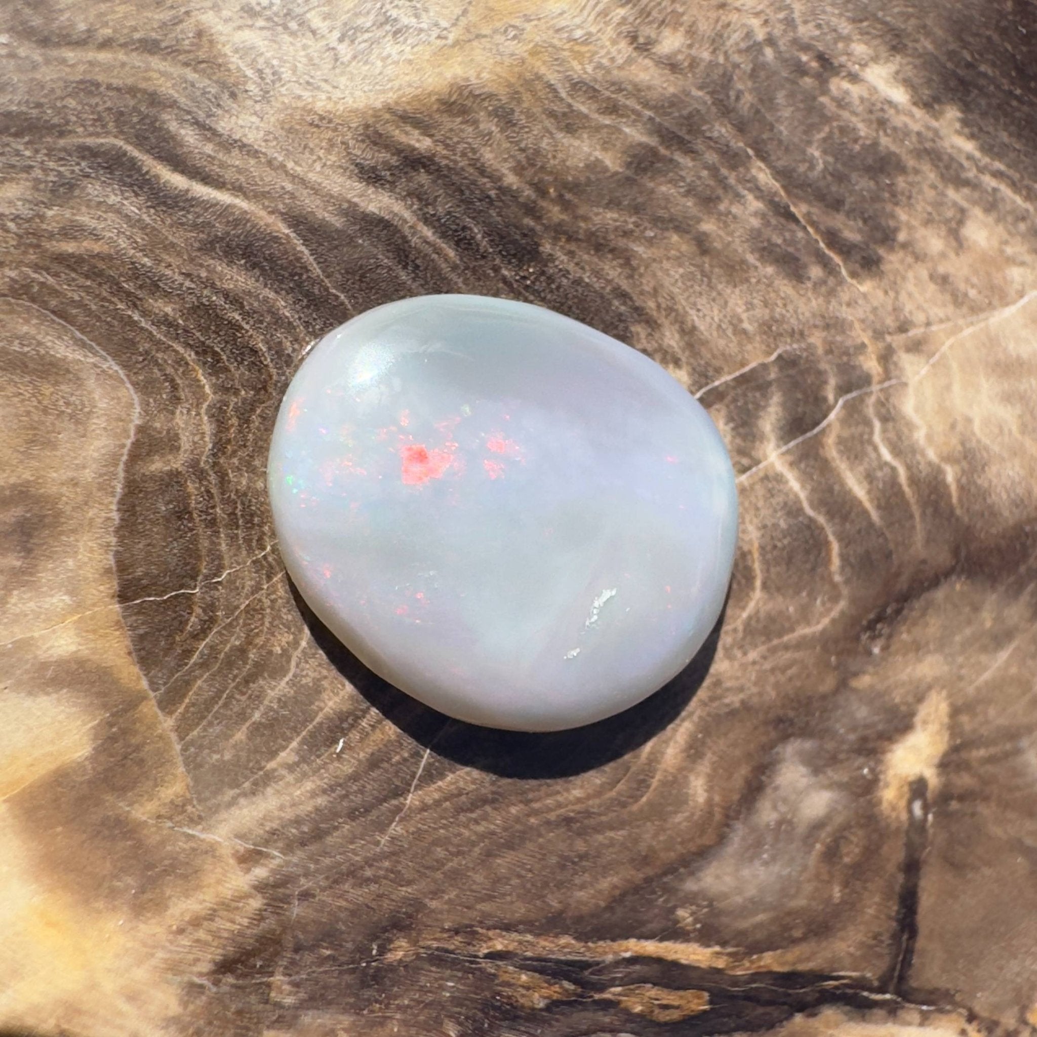 5.7ct Hand - cut Solid Australian Lightning Ridge Opal