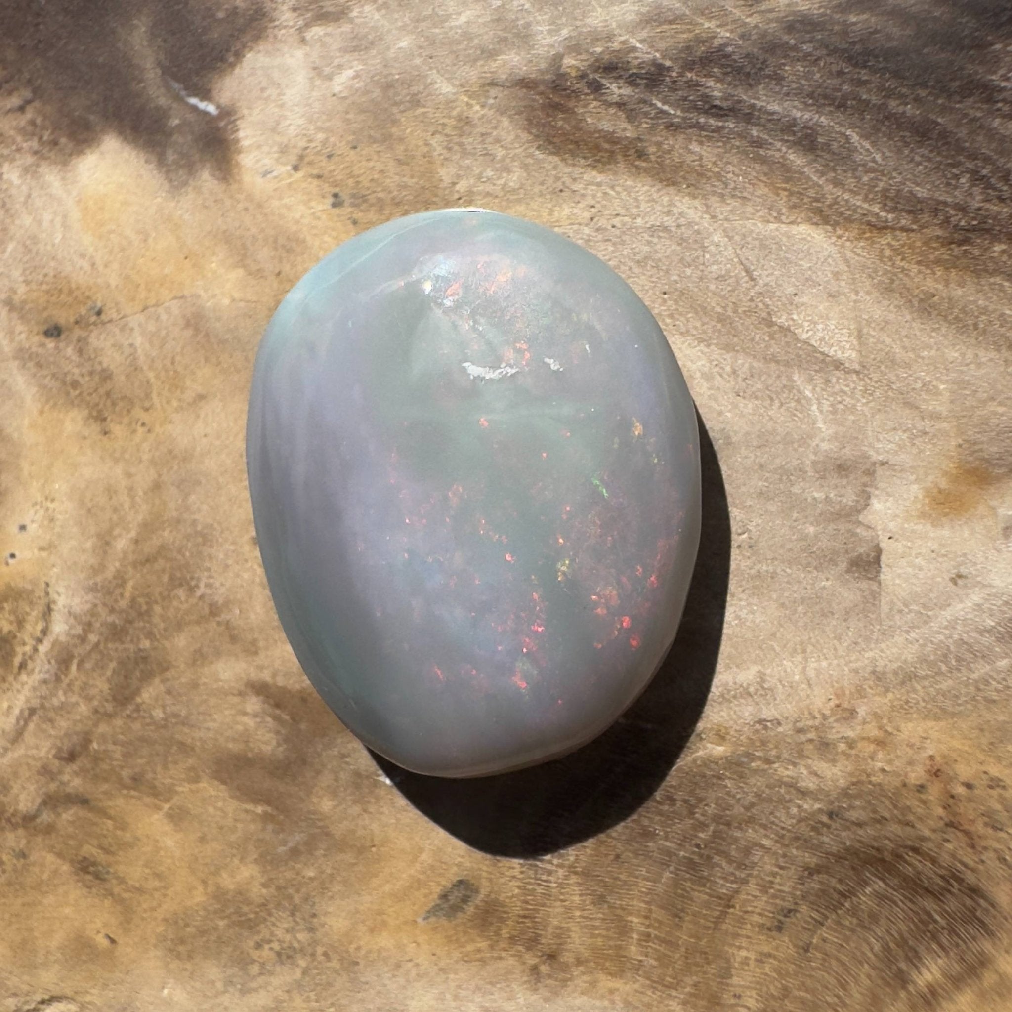 5.7ct Hand - cut Solid Australian Lightning Ridge Opal