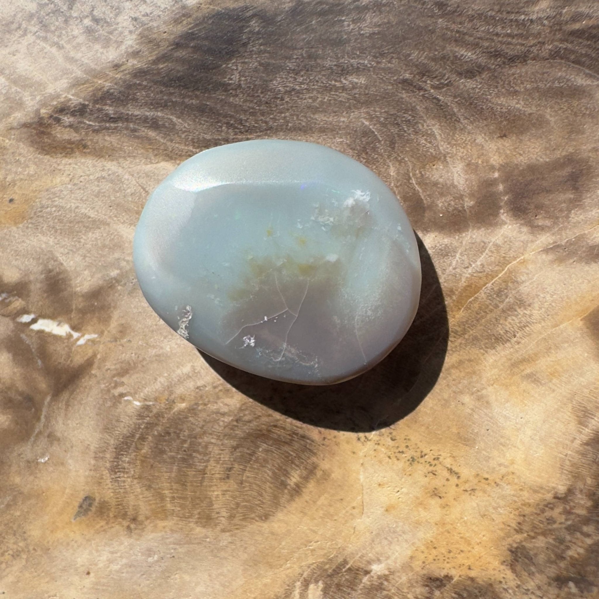 5.7ct Hand - cut Solid Australian Lightning Ridge Opal