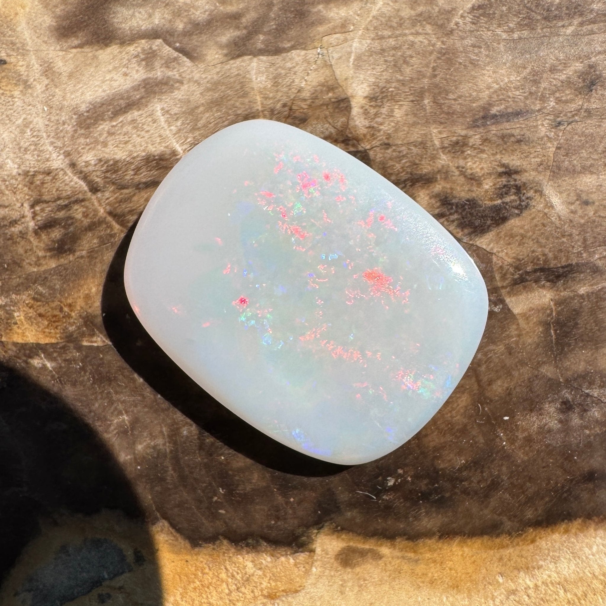 5.8ct Hand - cut Solid Coober Pedy Opal