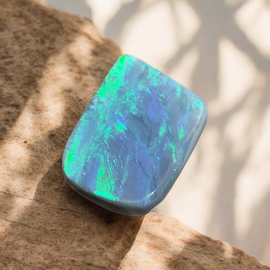 5.8ct Hand - cut Solid Lightning Ridge Semi Black Opal
