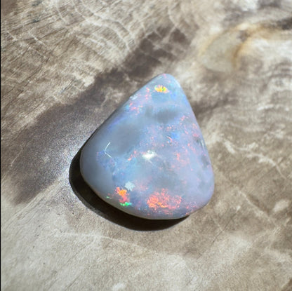 5ct Hand - cut Solid Lightning Ridge Semi Black Opal