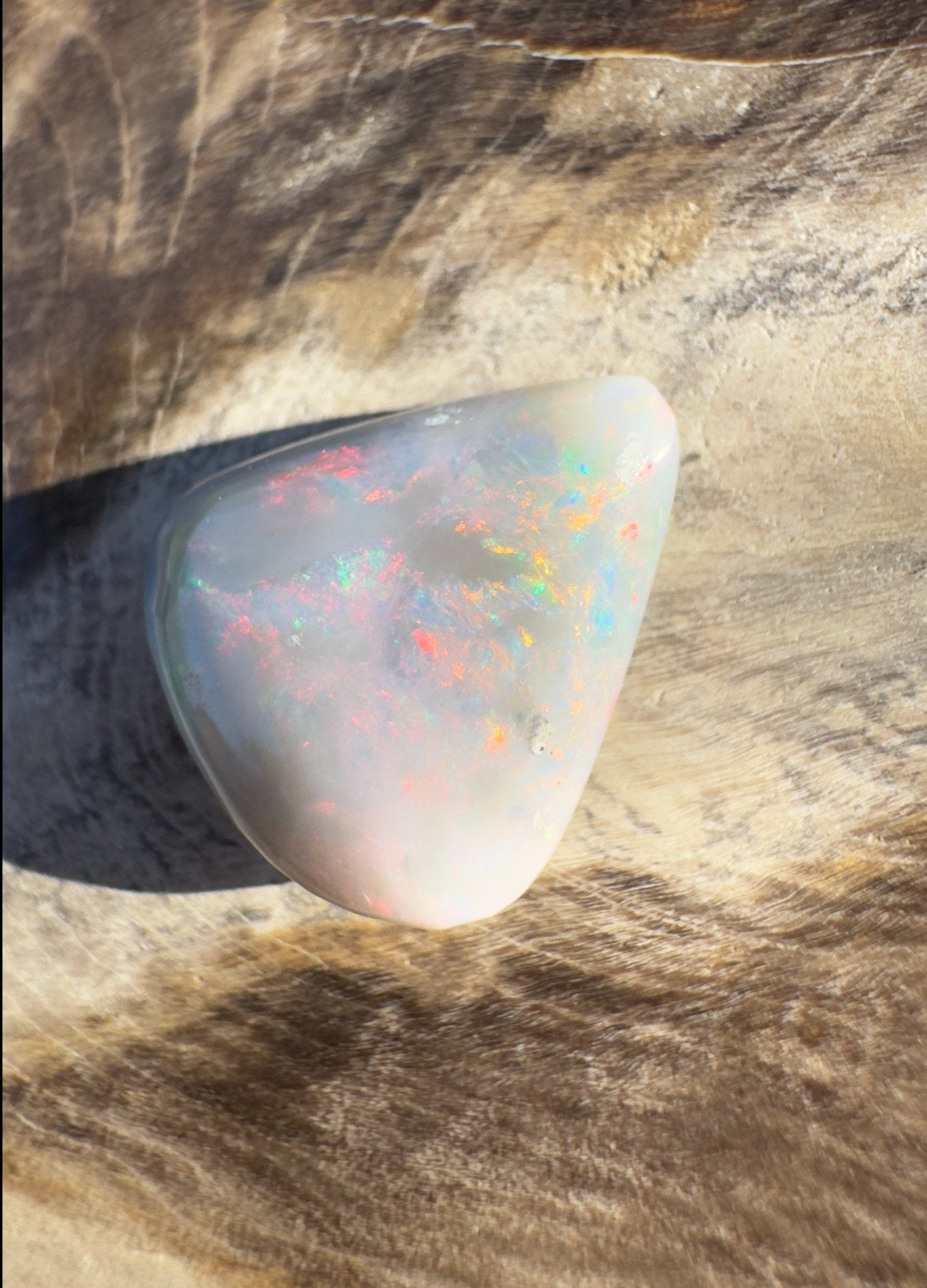 5ct Hand - cut Solid Lightning Ridge Semi Black Opal