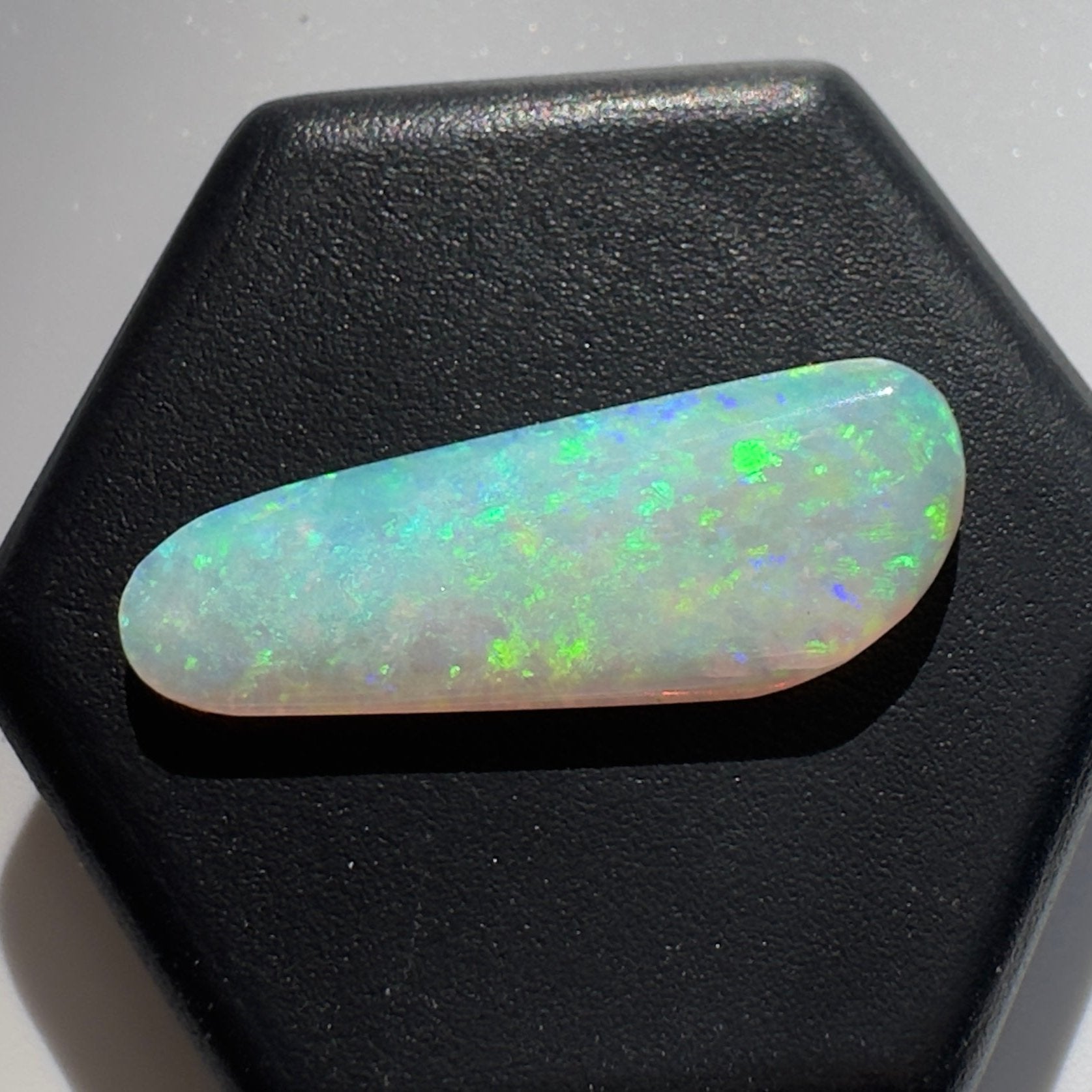 Coober Pedy Opal 1.5carat Solid Hand-Cut - Iona Opal Australia