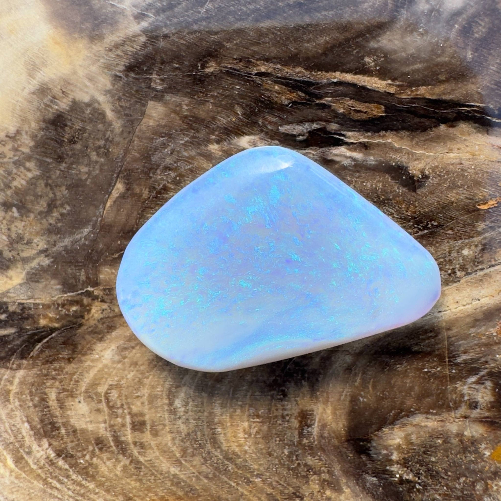 6.3ct Hand - cut Solid Australian Lightning Ridge Opal
