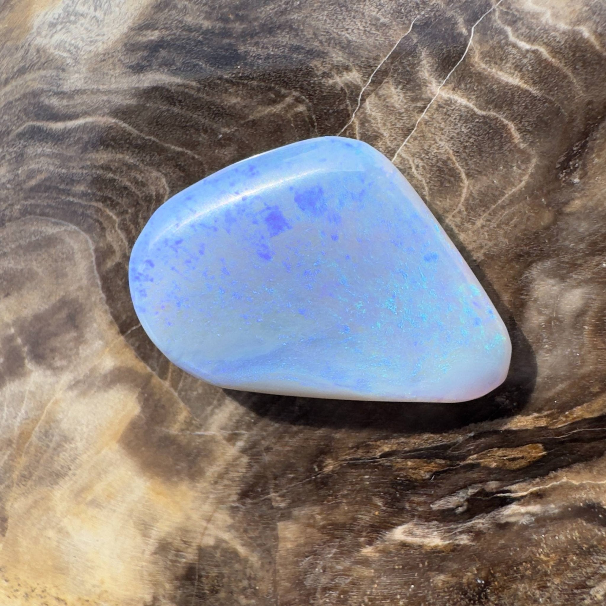 6.3ct Hand - cut Solid Australian Lightning Ridge Opal