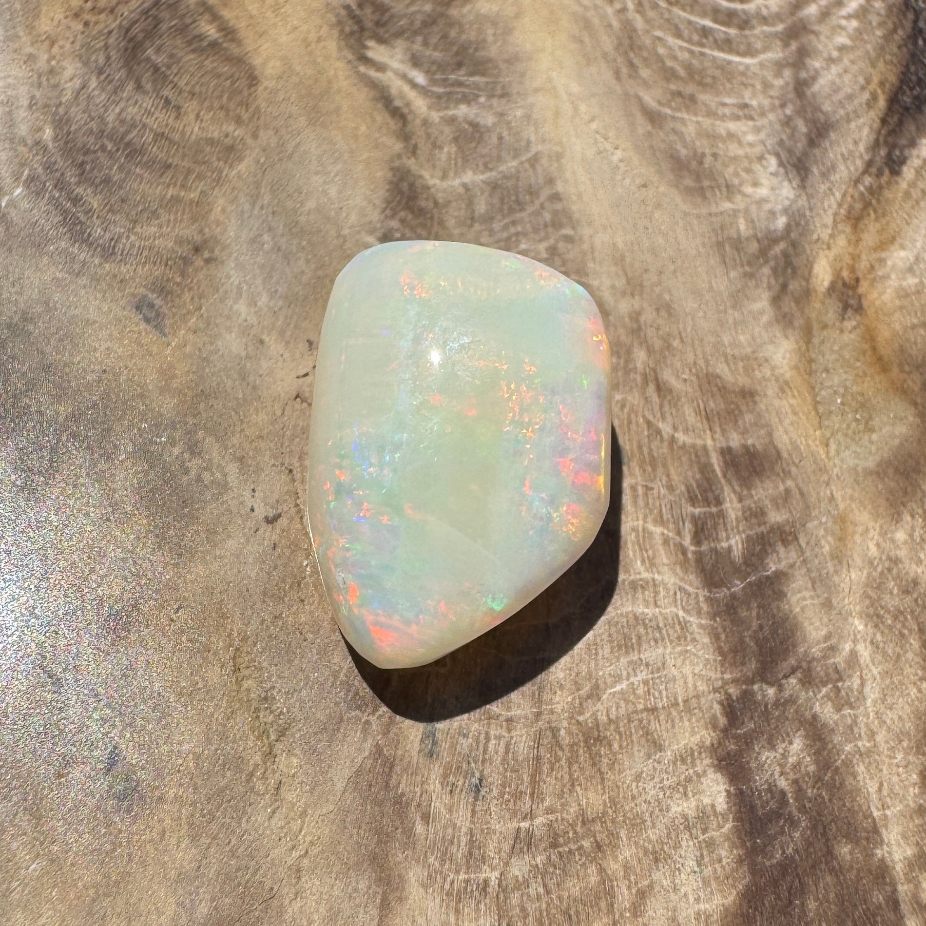 6.3ct Hand - cut Solid Coober Pedy Opal