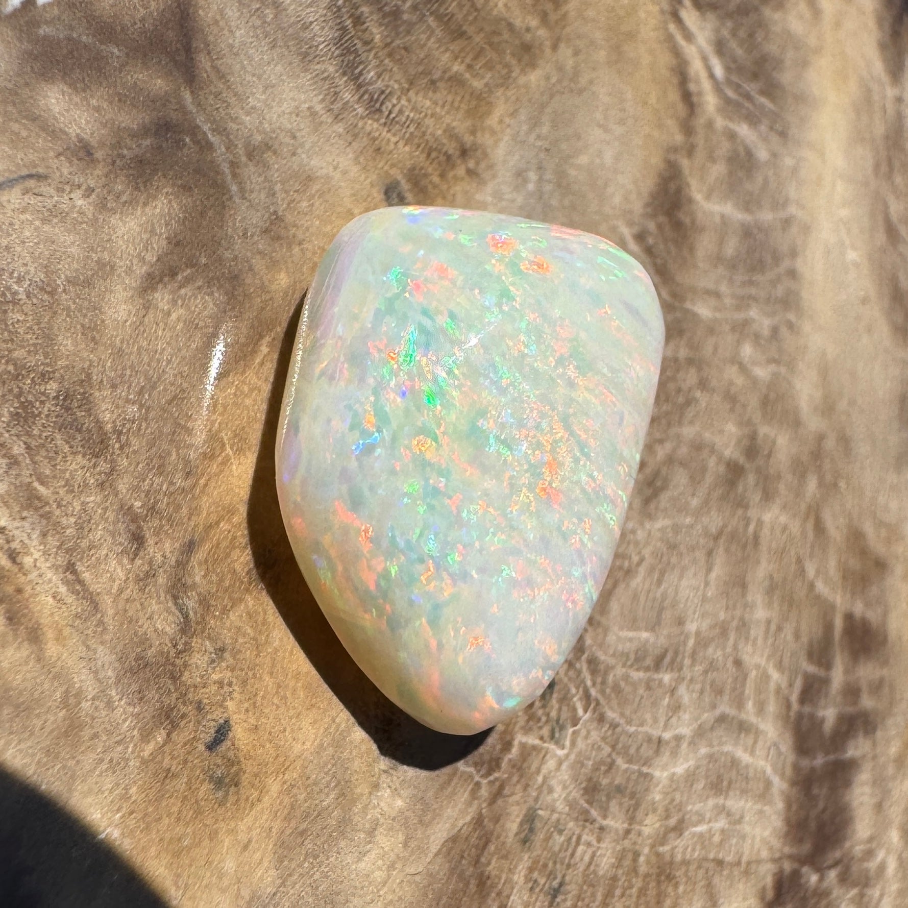 6.3ct Hand - cut Solid Coober Pedy Opal