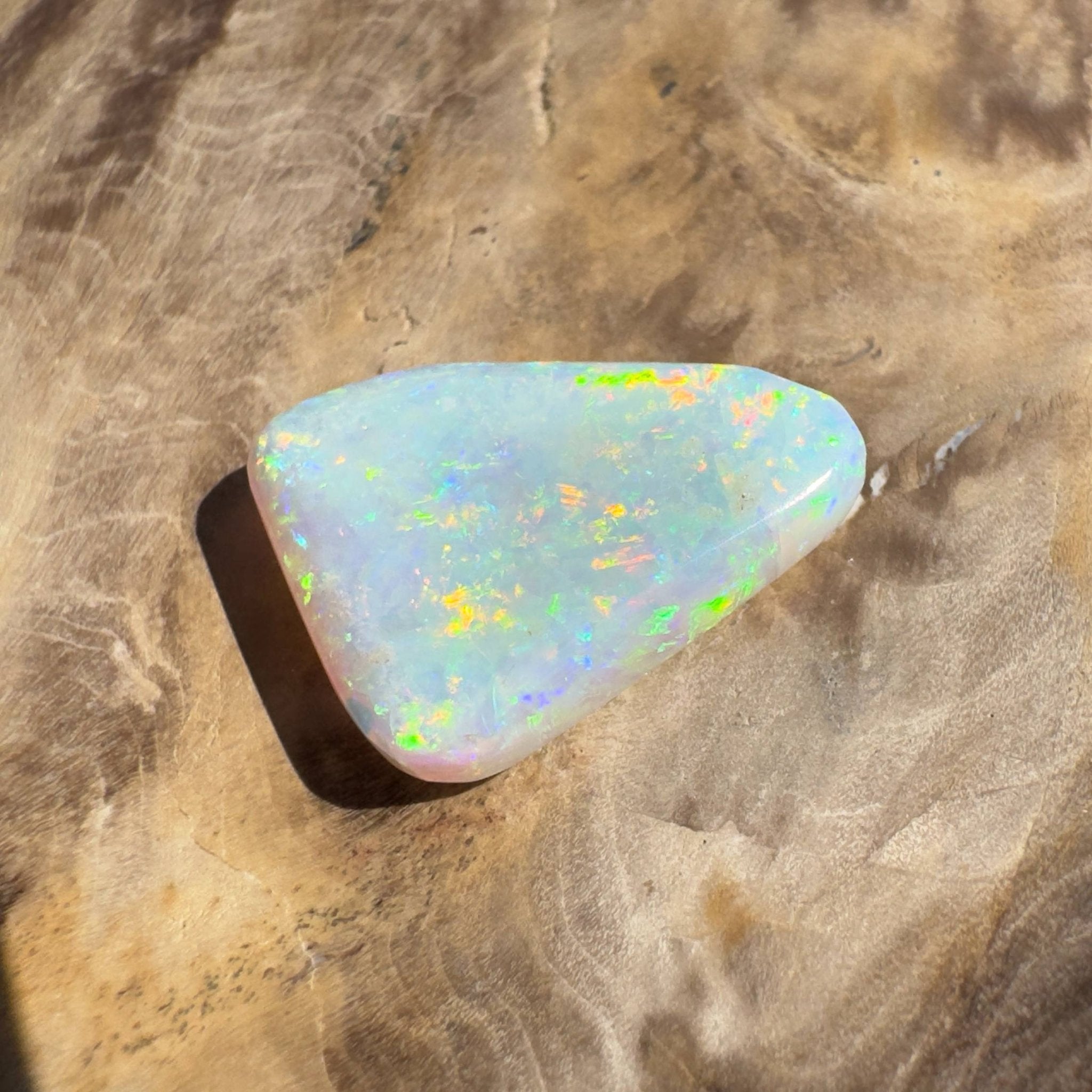 6.9ct Hand - cut Solid Australian Lightning Ridge Crystal Opal
