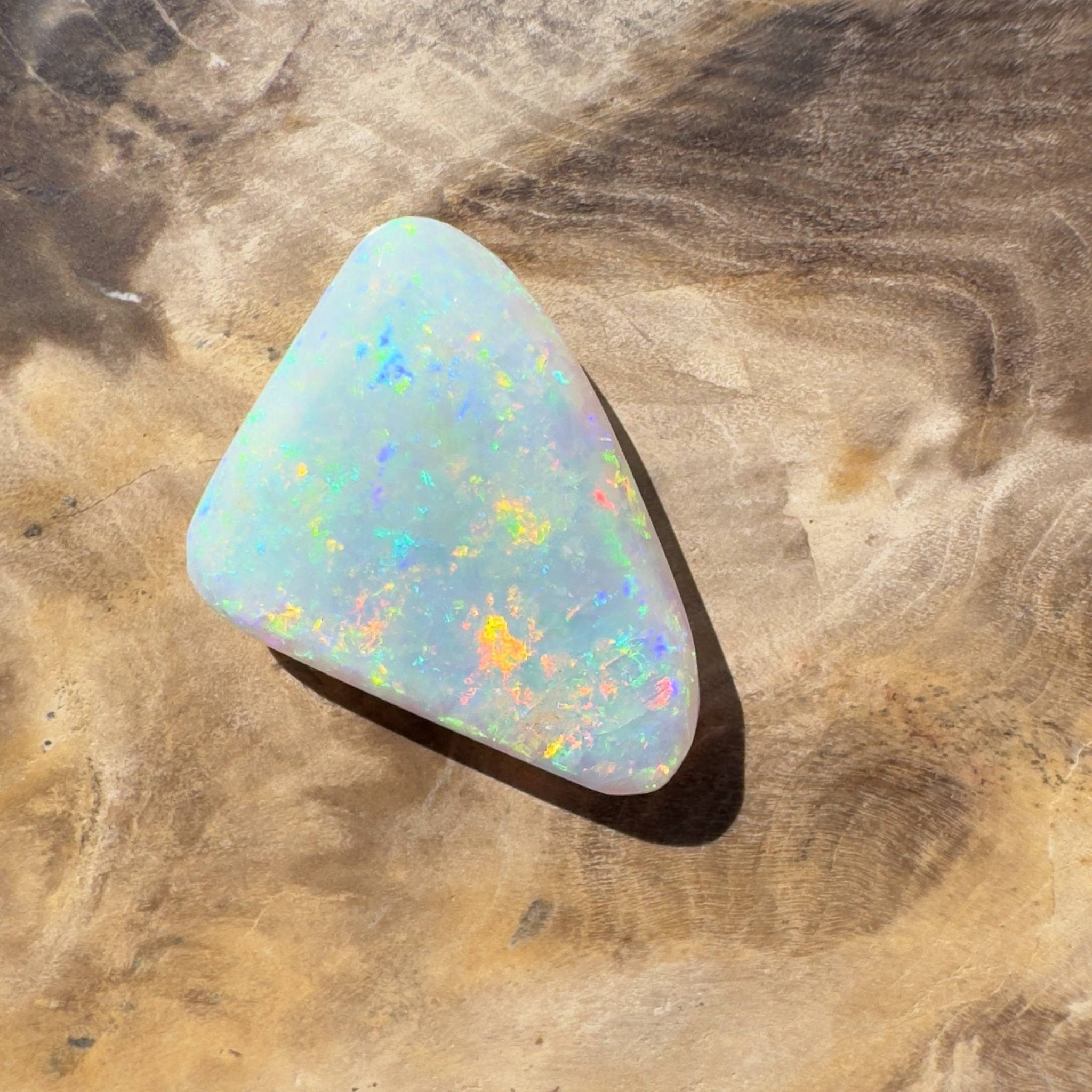 6.9ct Hand - cut Solid Australian Lightning Ridge Crystal Opal