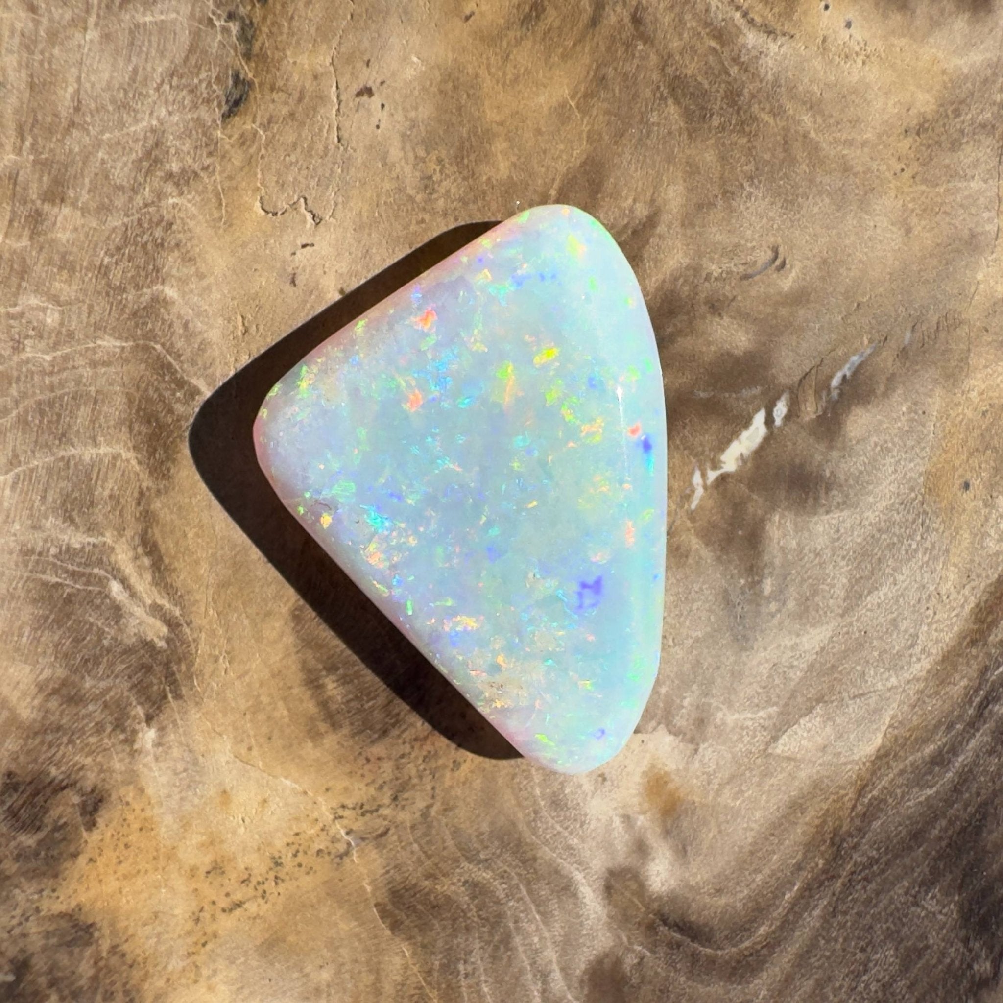 6.9ct Hand - cut Solid Australian Lightning Ridge Crystal Opal