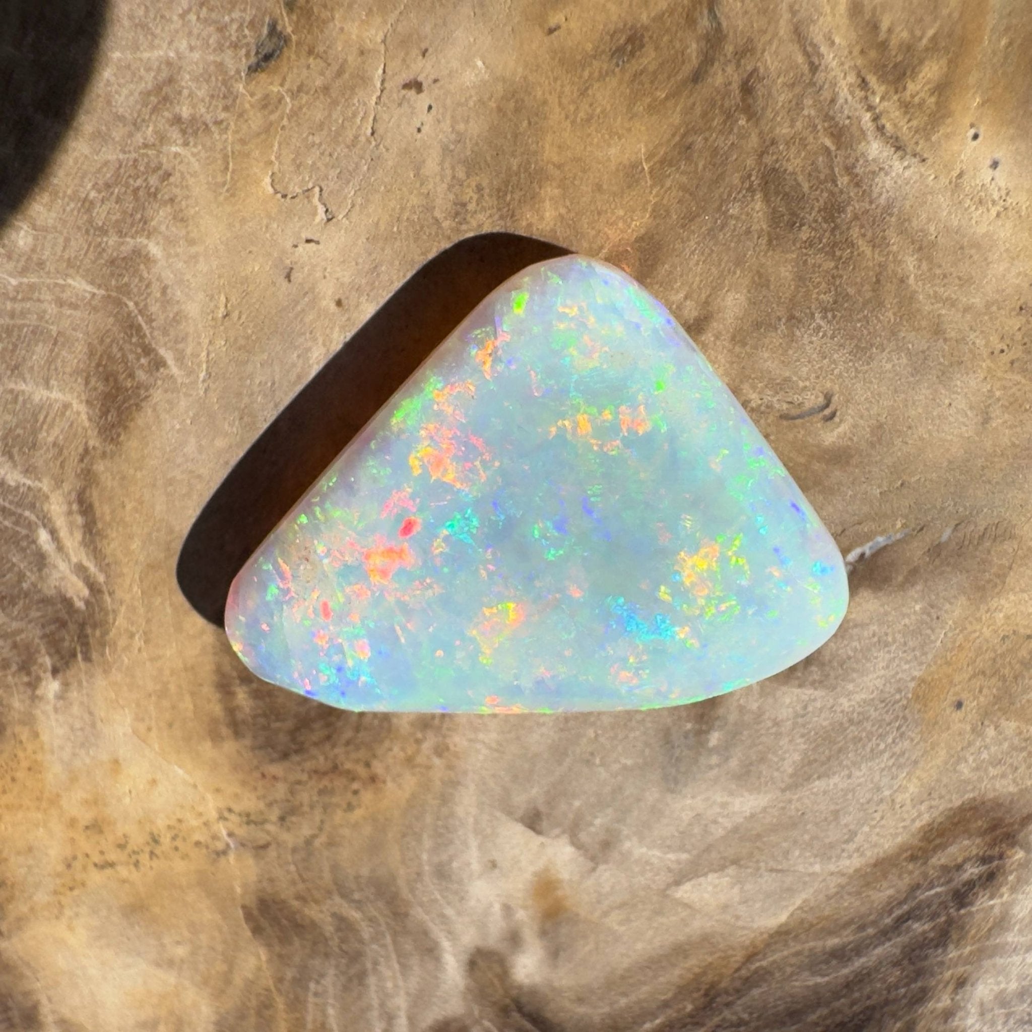 6.9ct Hand - cut Solid Australian Lightning Ridge Crystal Opal