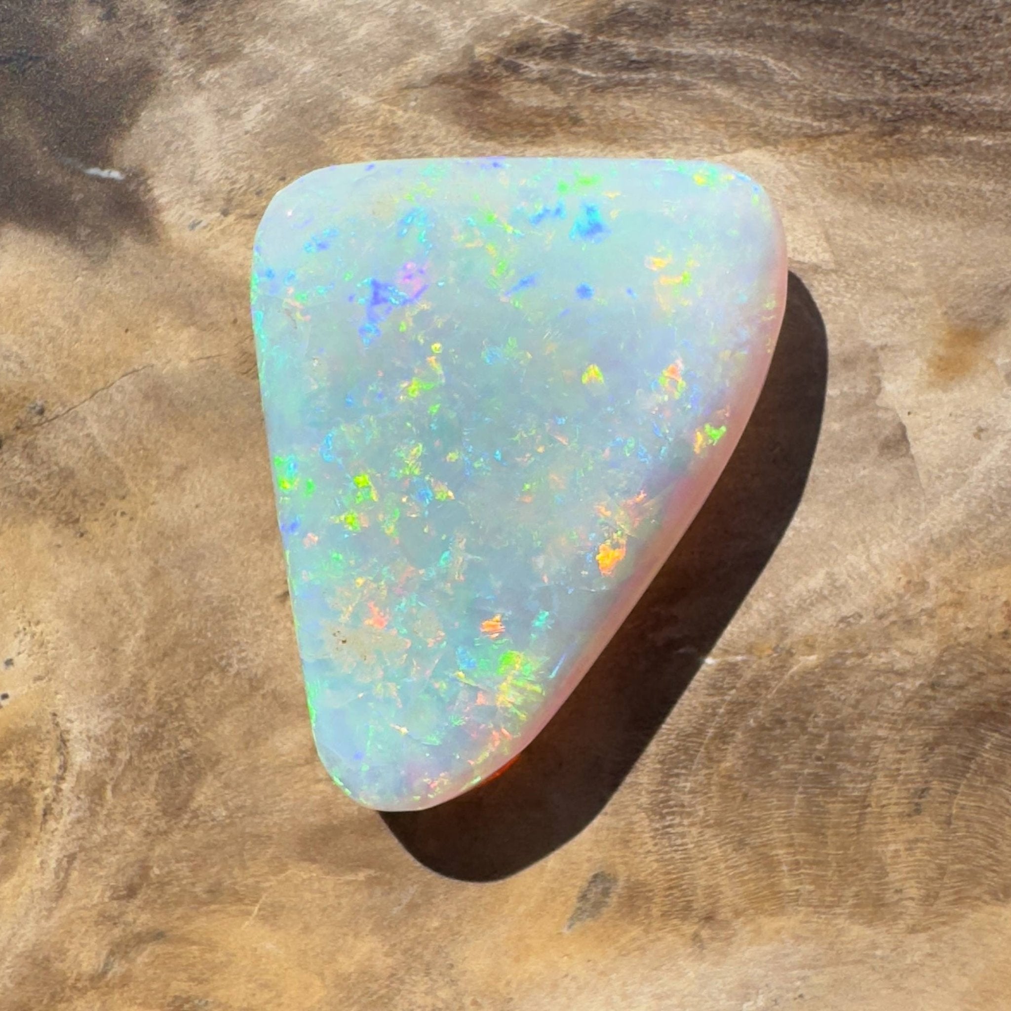 6.9ct Hand - cut Solid Australian Lightning Ridge Crystal Opal