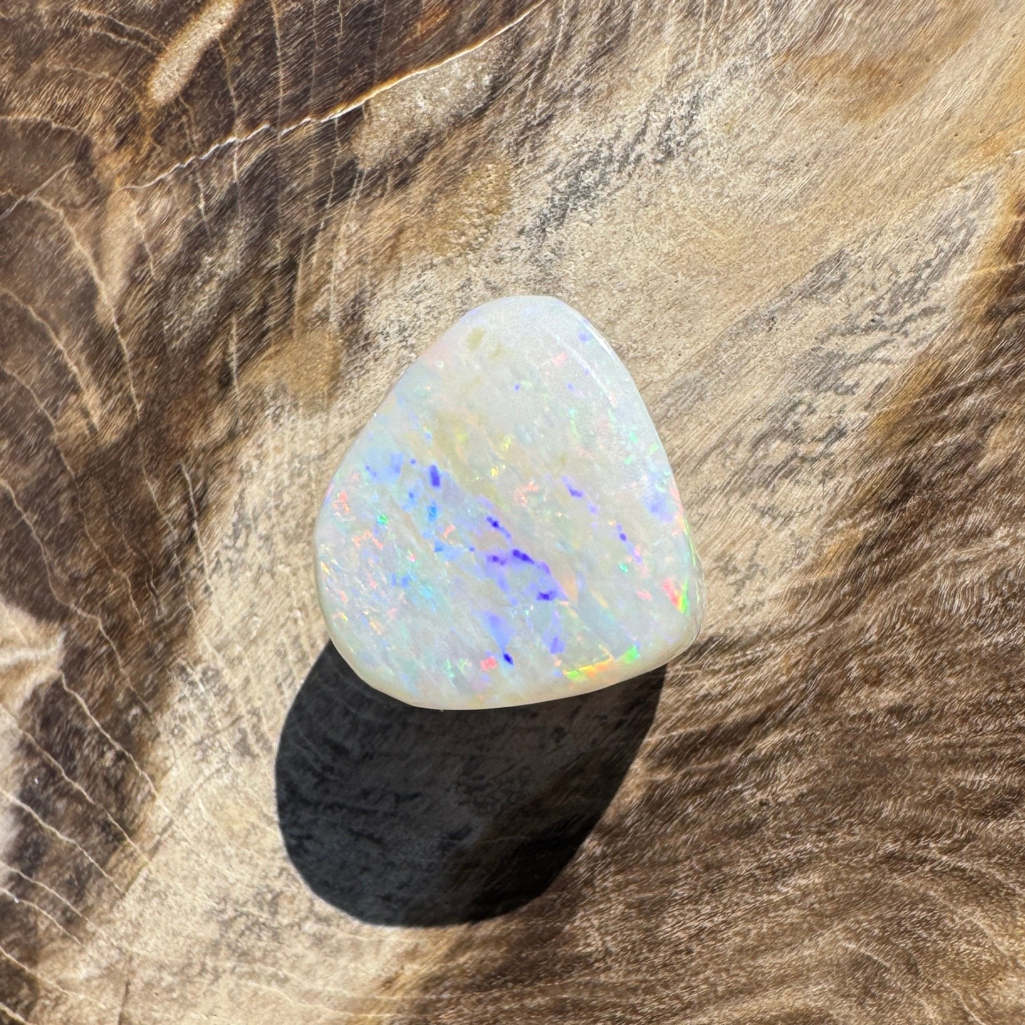 6.9ct Hand - cut Solid Coober Pedy Opal