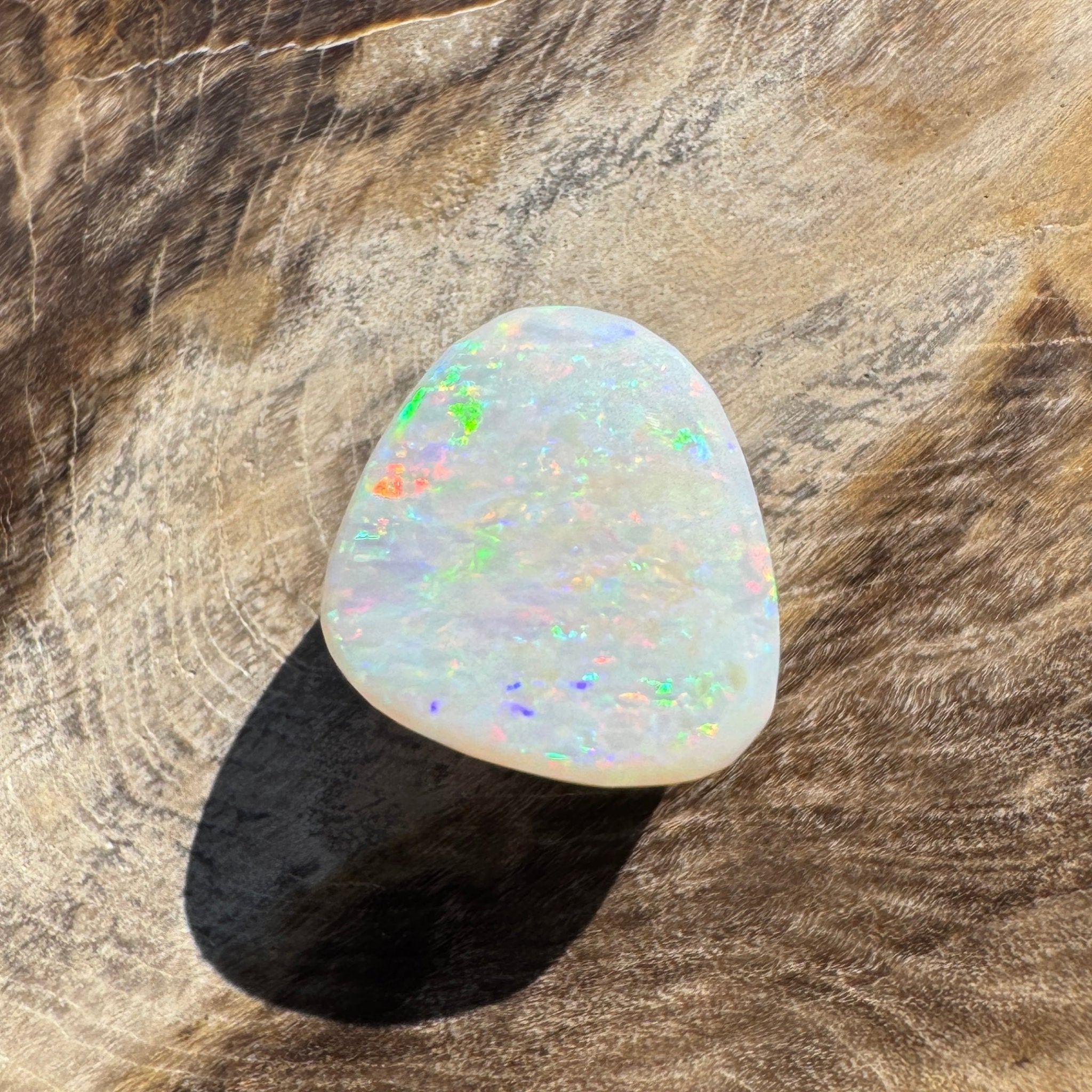 6.9ct Hand - cut Solid Coober Pedy Opal