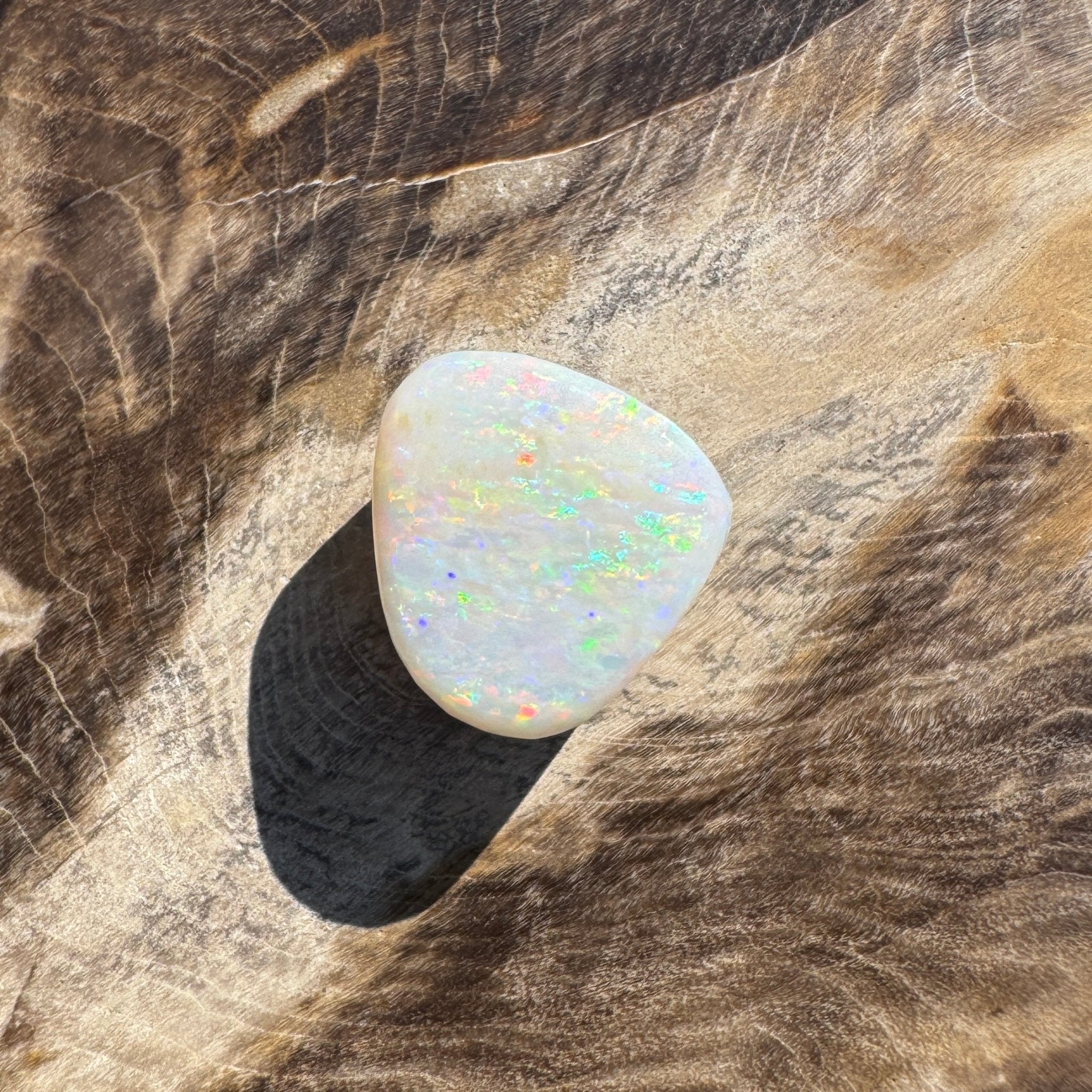 6.9ct Hand - cut Solid Coober Pedy Opal