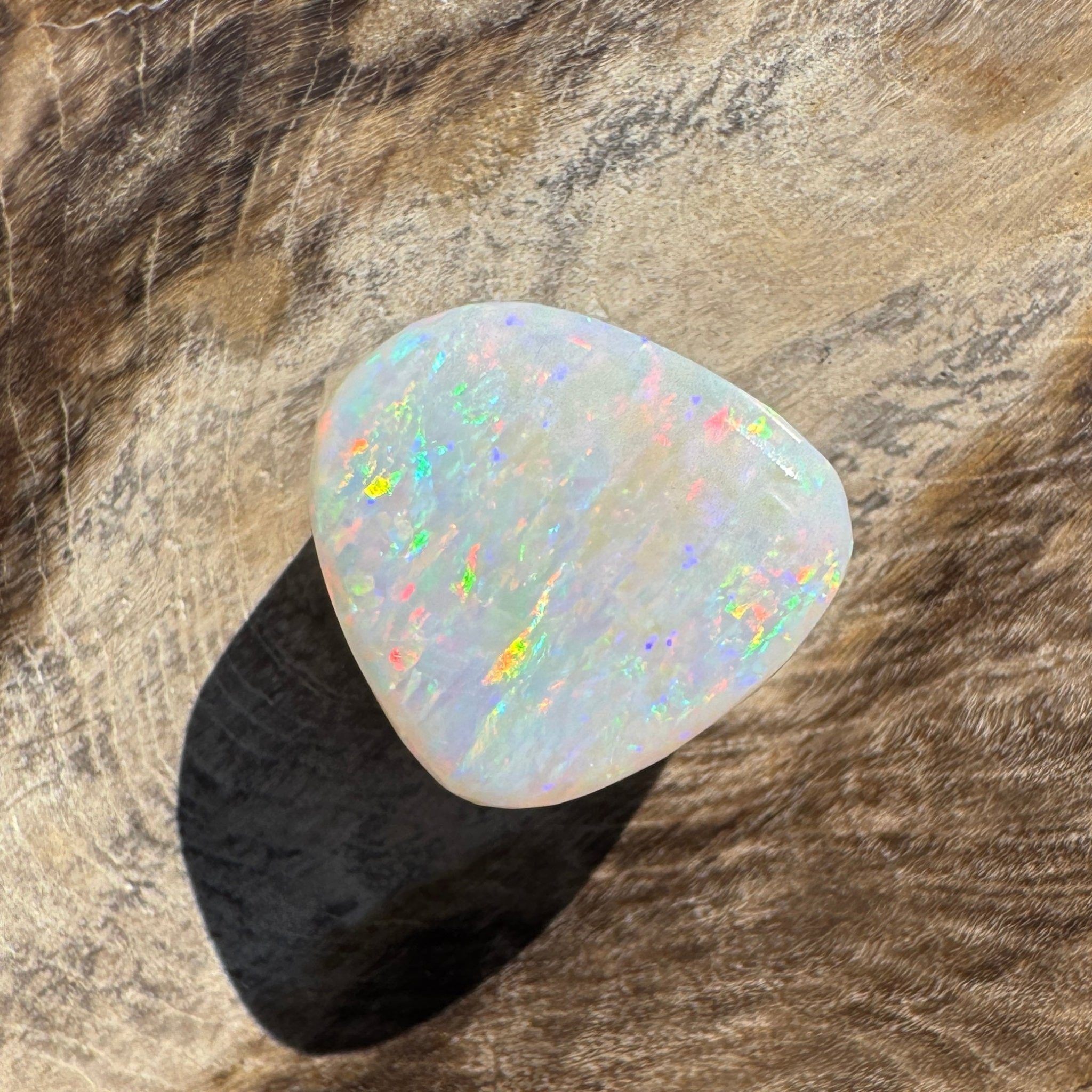 6.9ct Hand - cut Solid Coober Pedy Opal