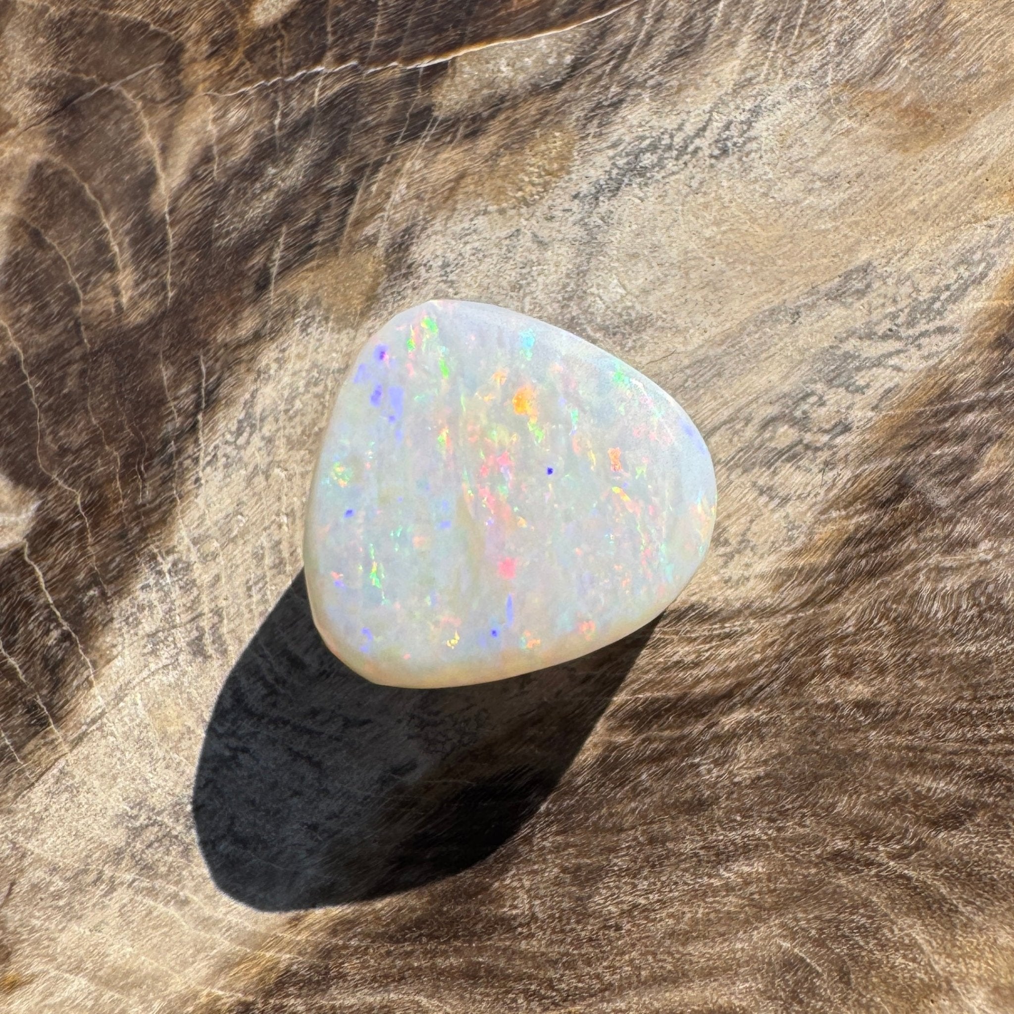 6.9ct Hand - cut Solid Coober Pedy Opal