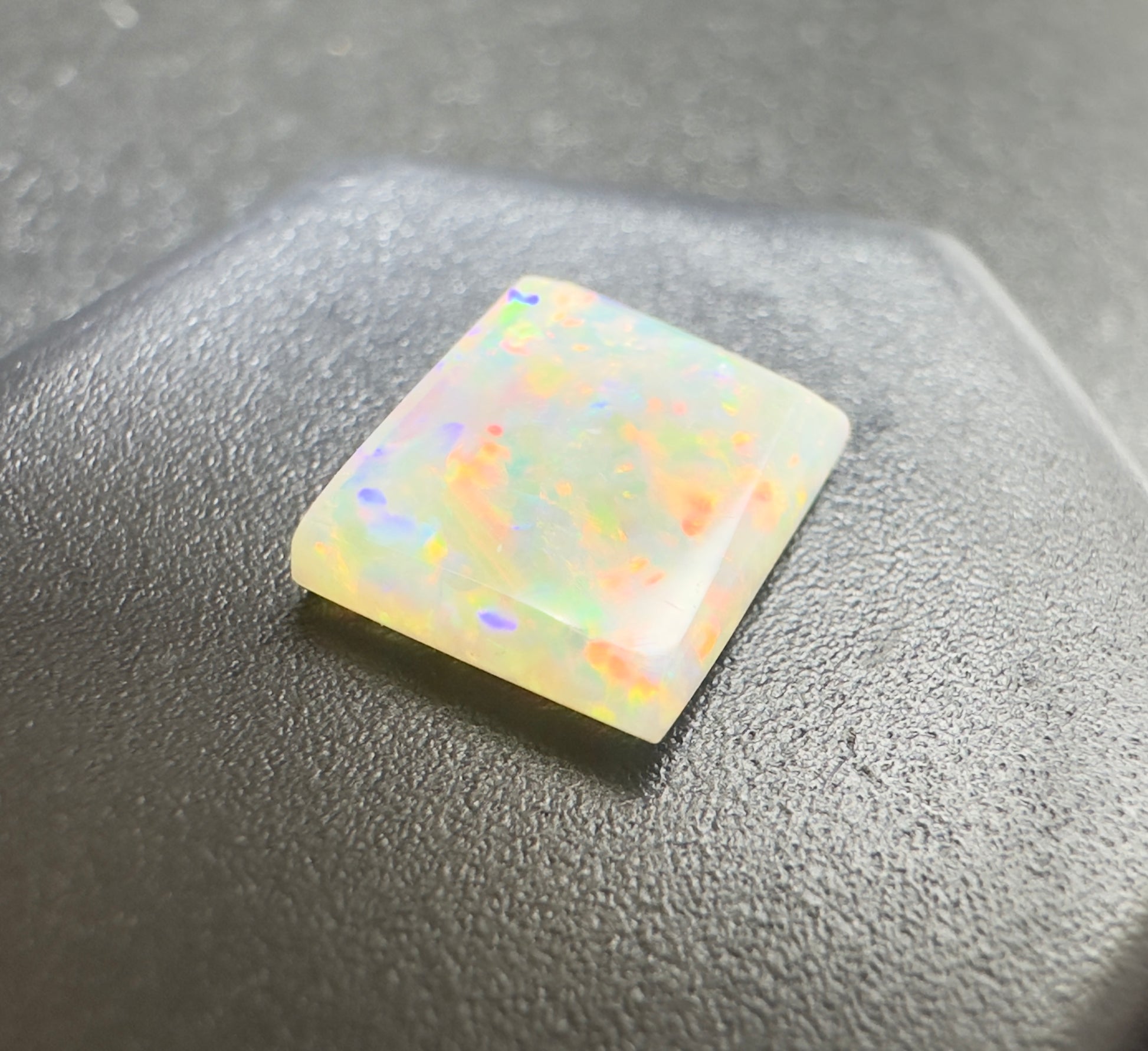 Australian Lightning Ridge Opal 0.9carat Solid Hand Cut Luxury - Iona Opal Australia