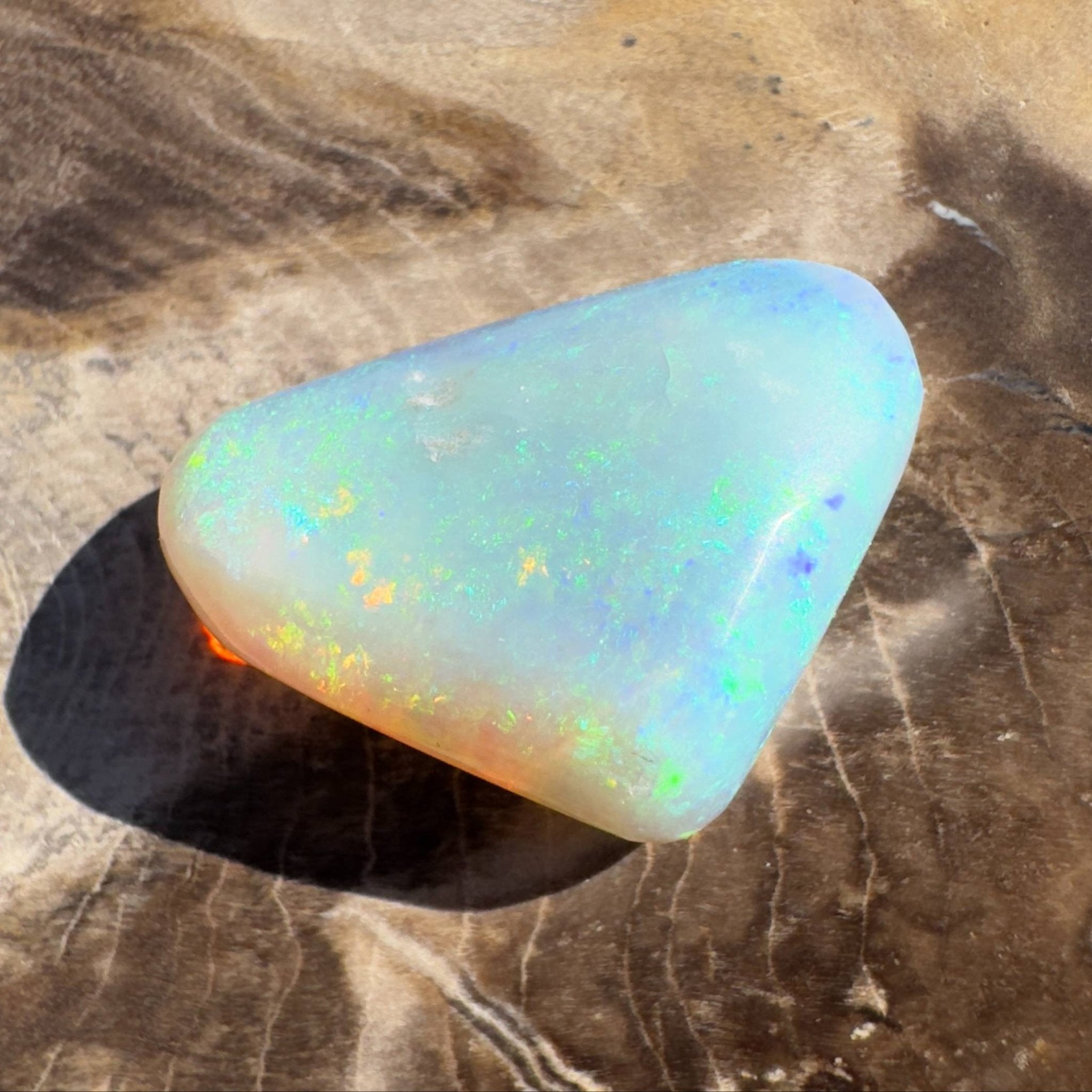7.4ct Hand - cut Solid Coober Pedy Crystal Opal