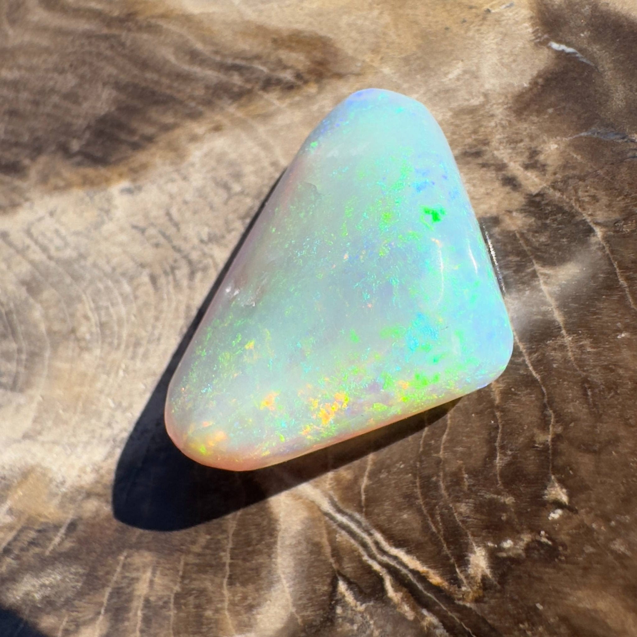 7.4ct Hand - cut Solid Coober Pedy Crystal Opal