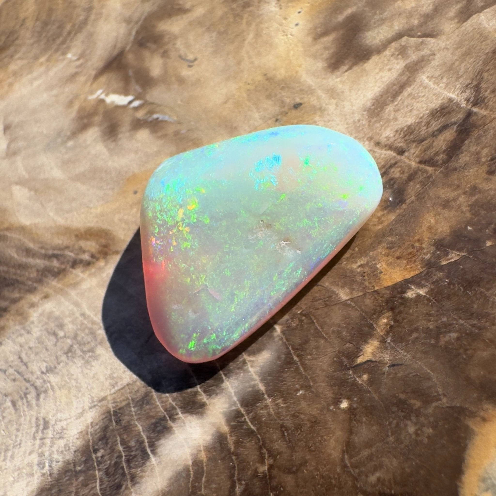 7.4ct Hand - cut Solid Coober Pedy Crystal Opal