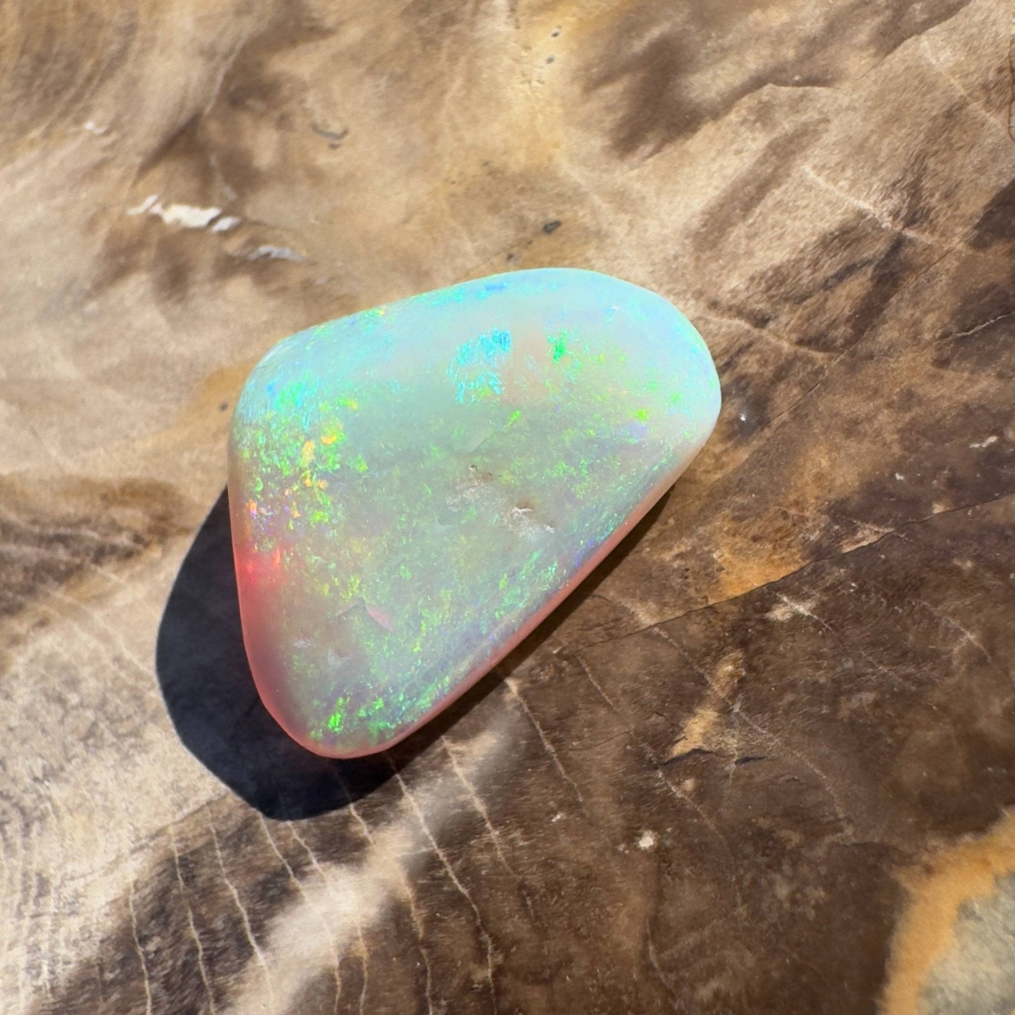 7.4ct Hand - cut Solid Coober Pedy Crystal Opal