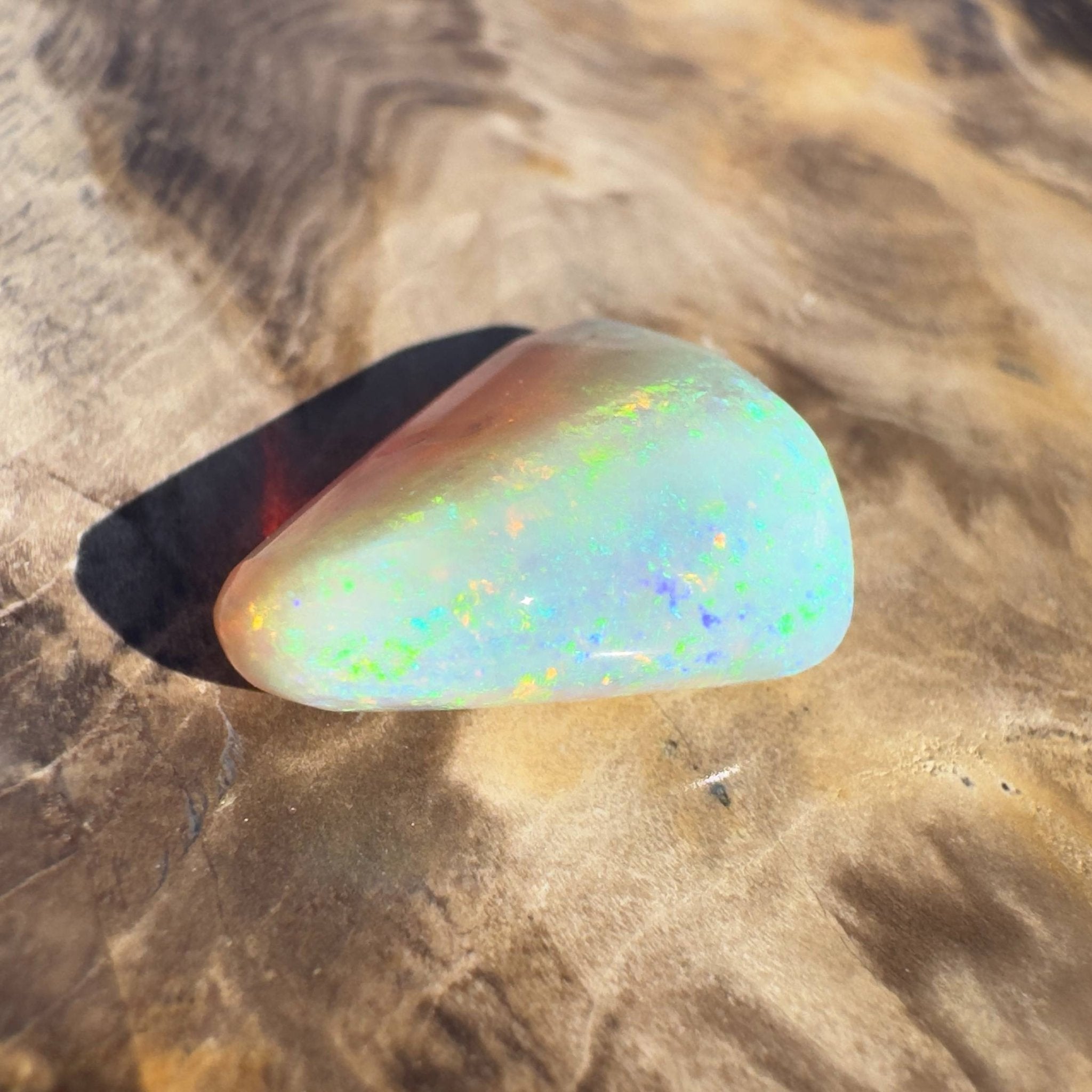 7.4ct Hand - cut Solid Coober Pedy Crystal Opal