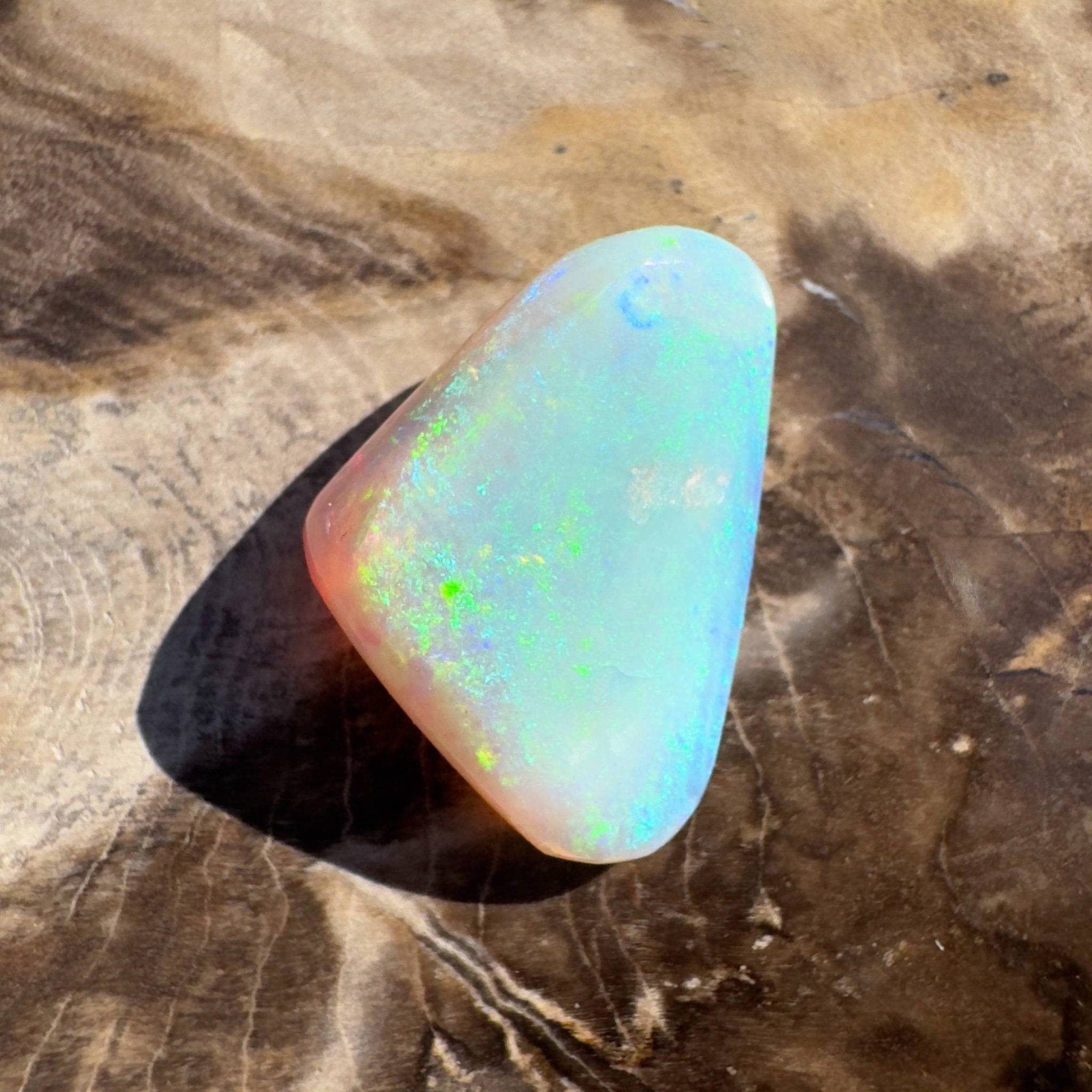 7.4ct Hand - cut Solid Coober Pedy Crystal Opal