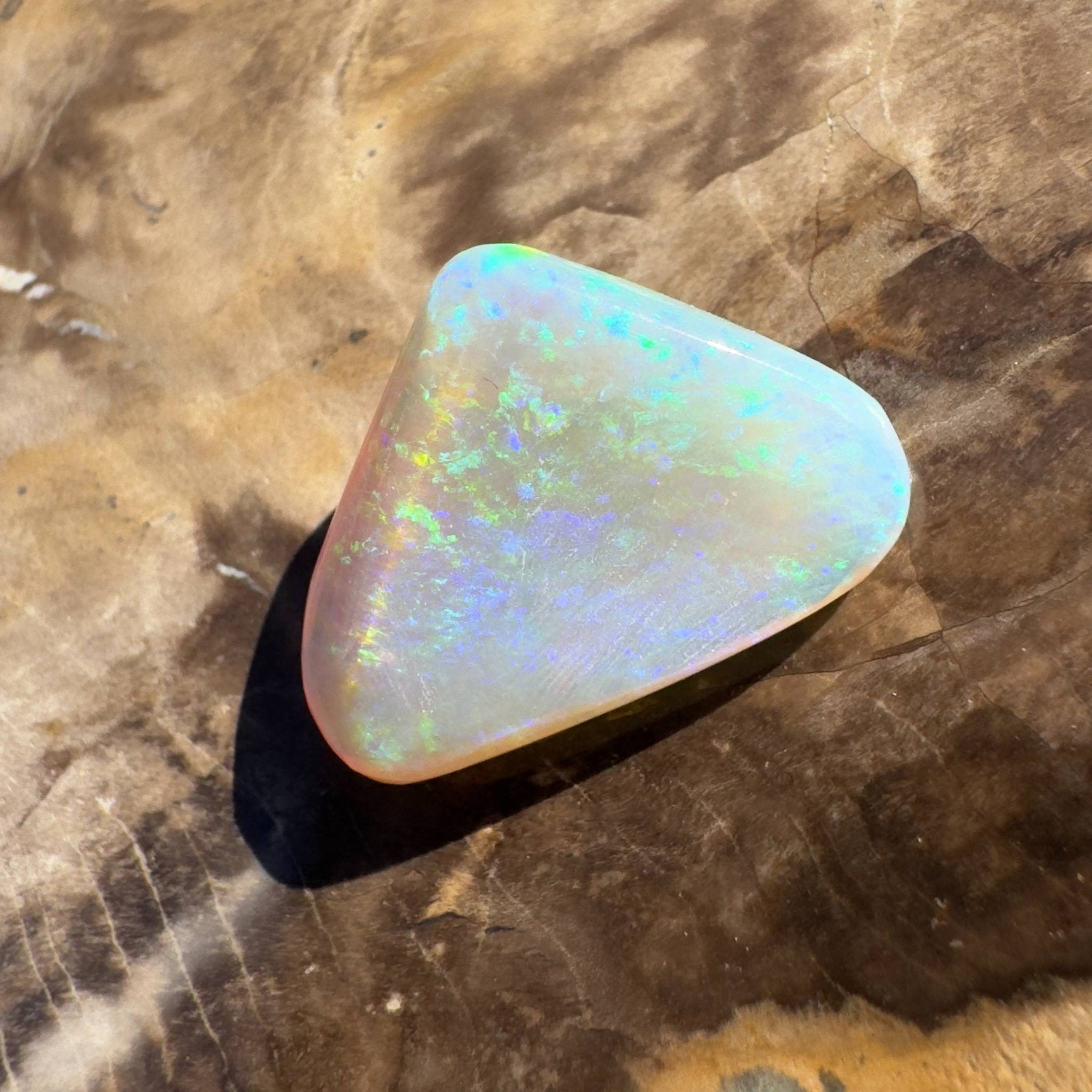 7.4ct Hand - cut Solid Coober Pedy Crystal Opal