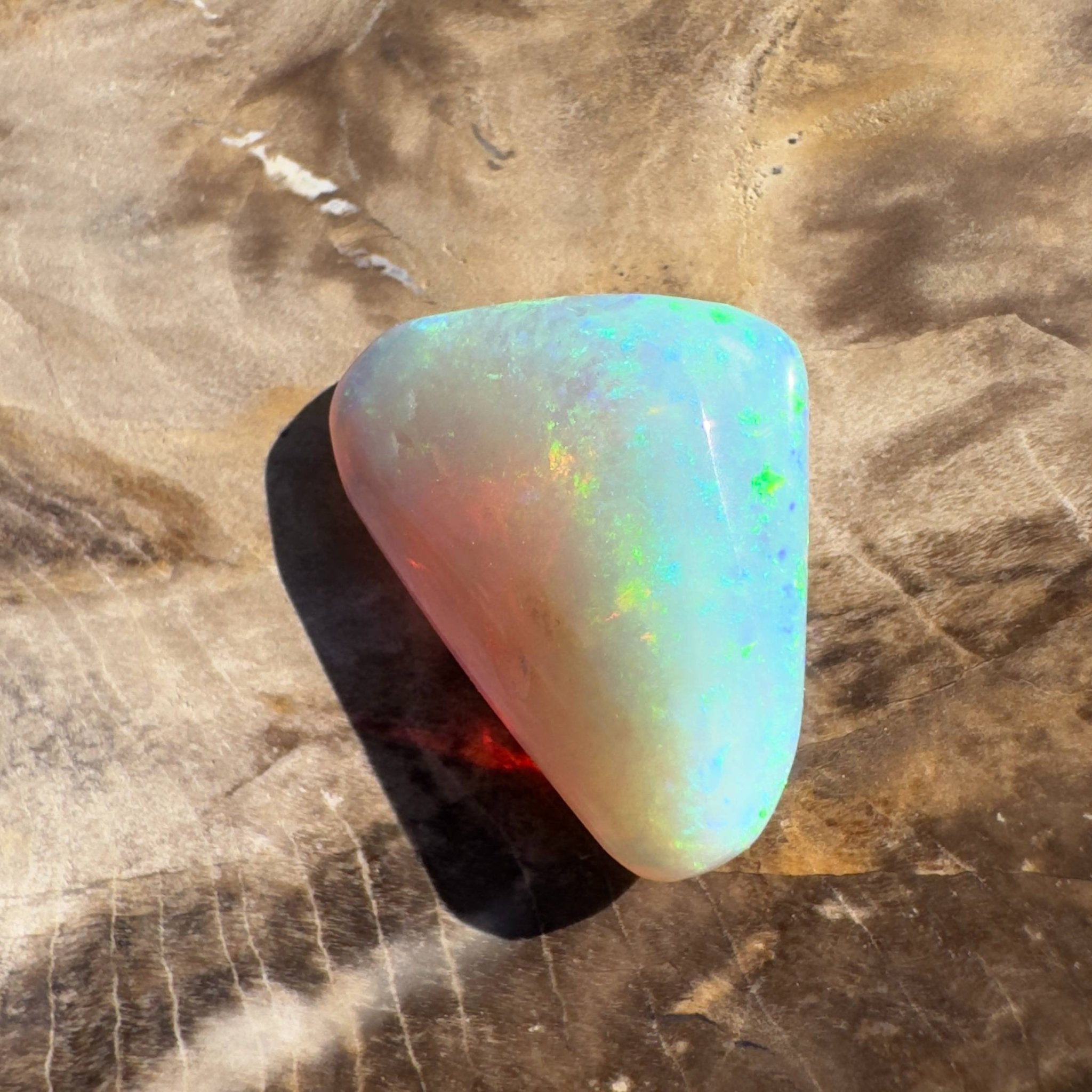 7.4ct Hand - cut Solid Coober Pedy Crystal Opal