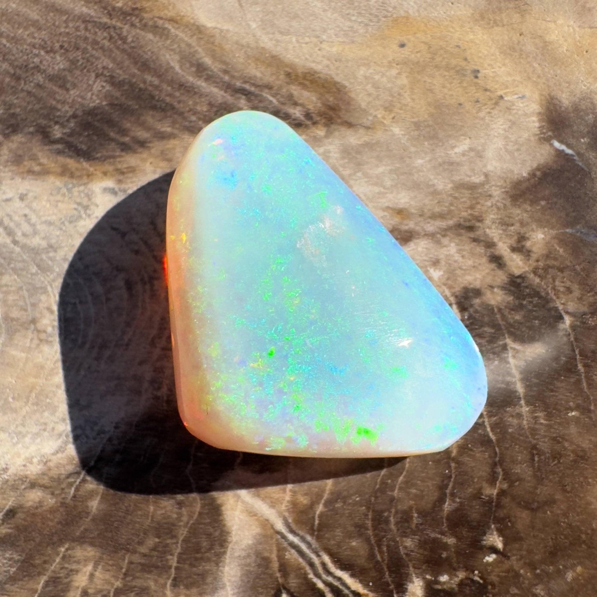 7.4ct Hand - cut Solid Coober Pedy Crystal Opal