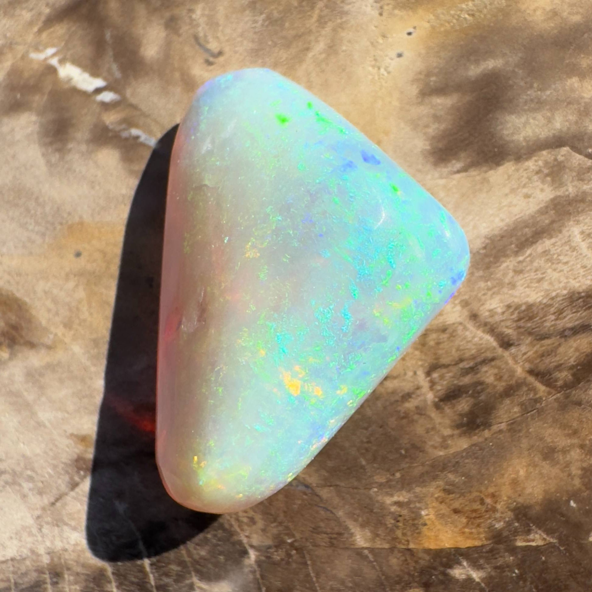 7.4ct Hand - cut Solid Coober Pedy Crystal Opal