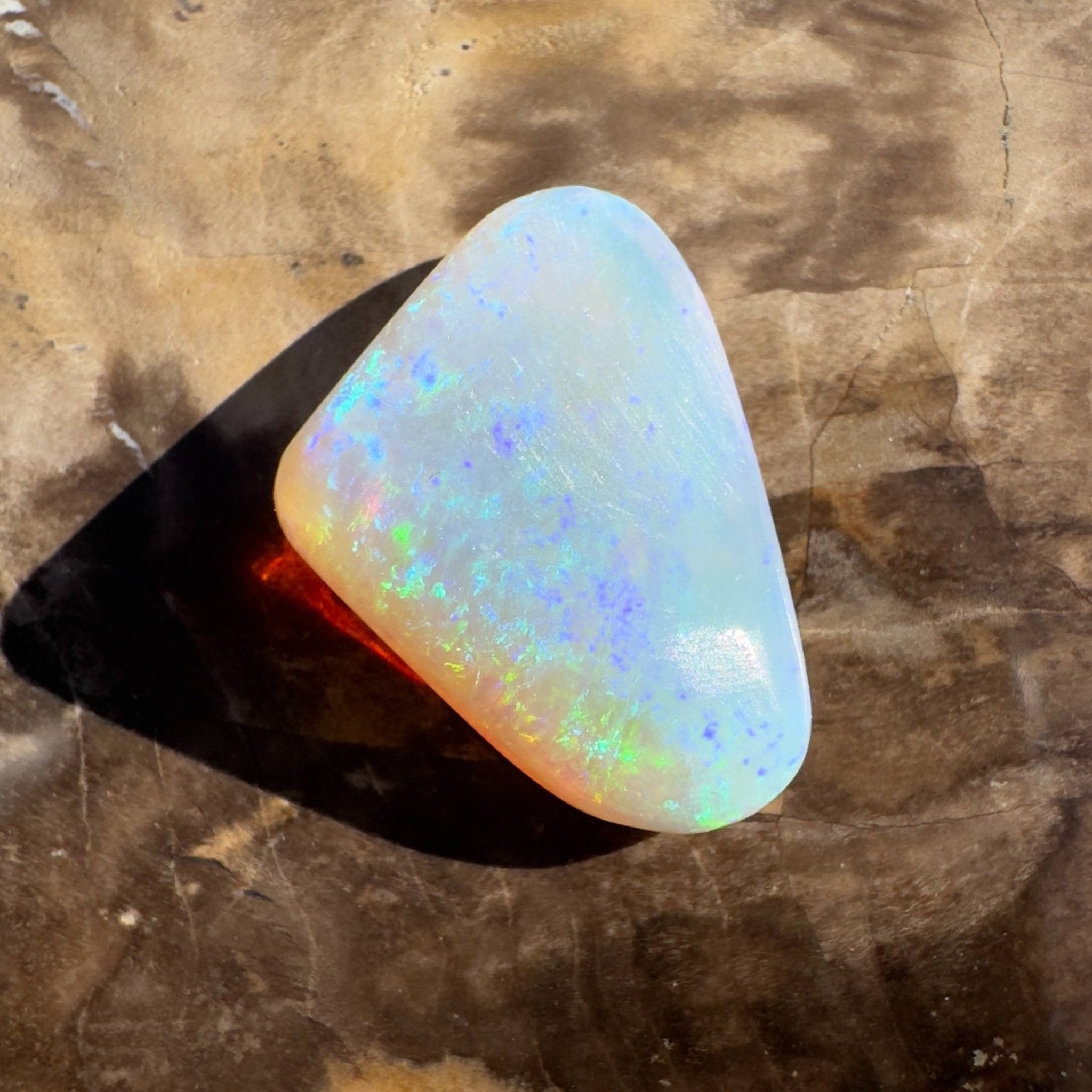 7.4ct Hand - cut Solid Coober Pedy Crystal Opal