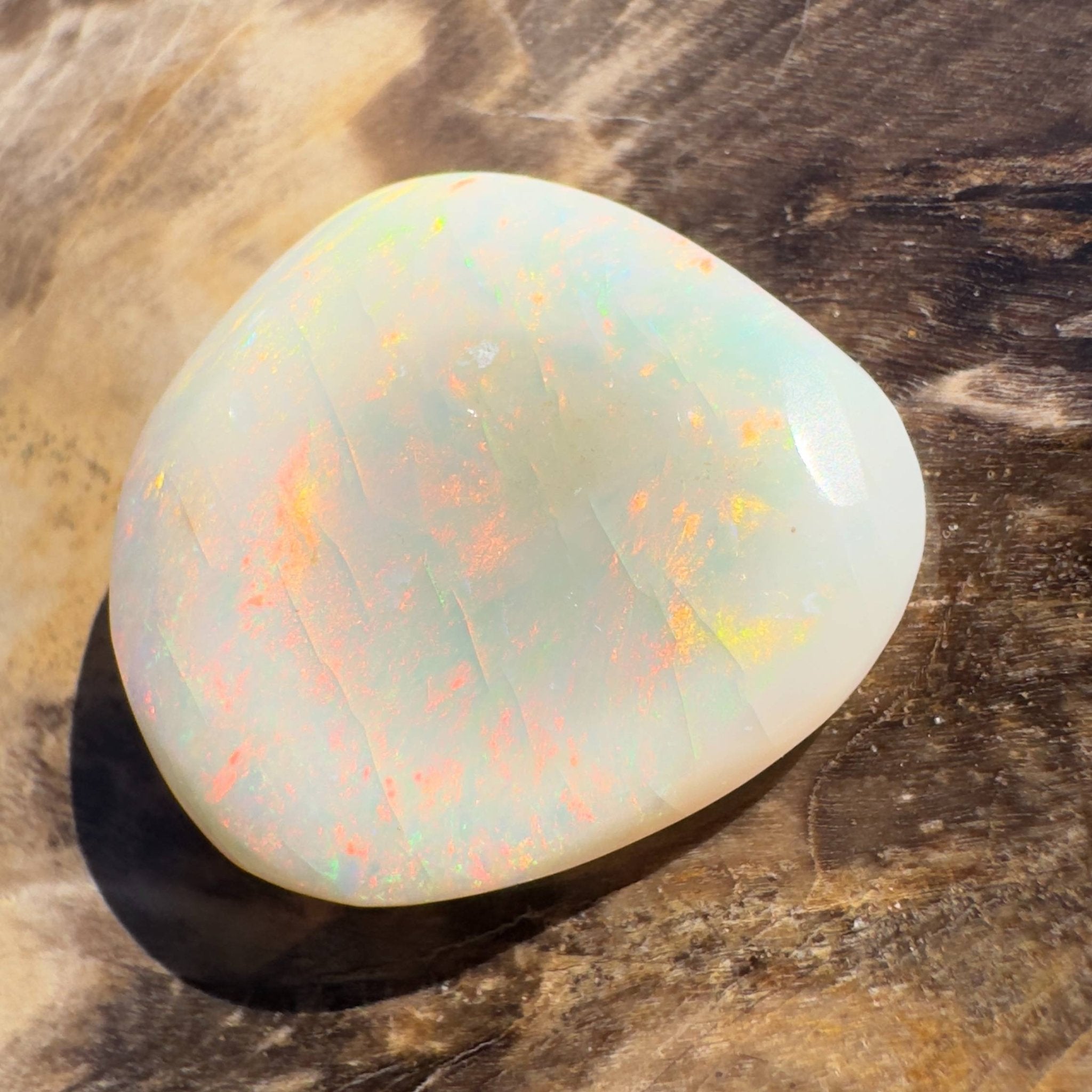 7.8CT Hand - cut Solid Australian Coober Pedy Opal