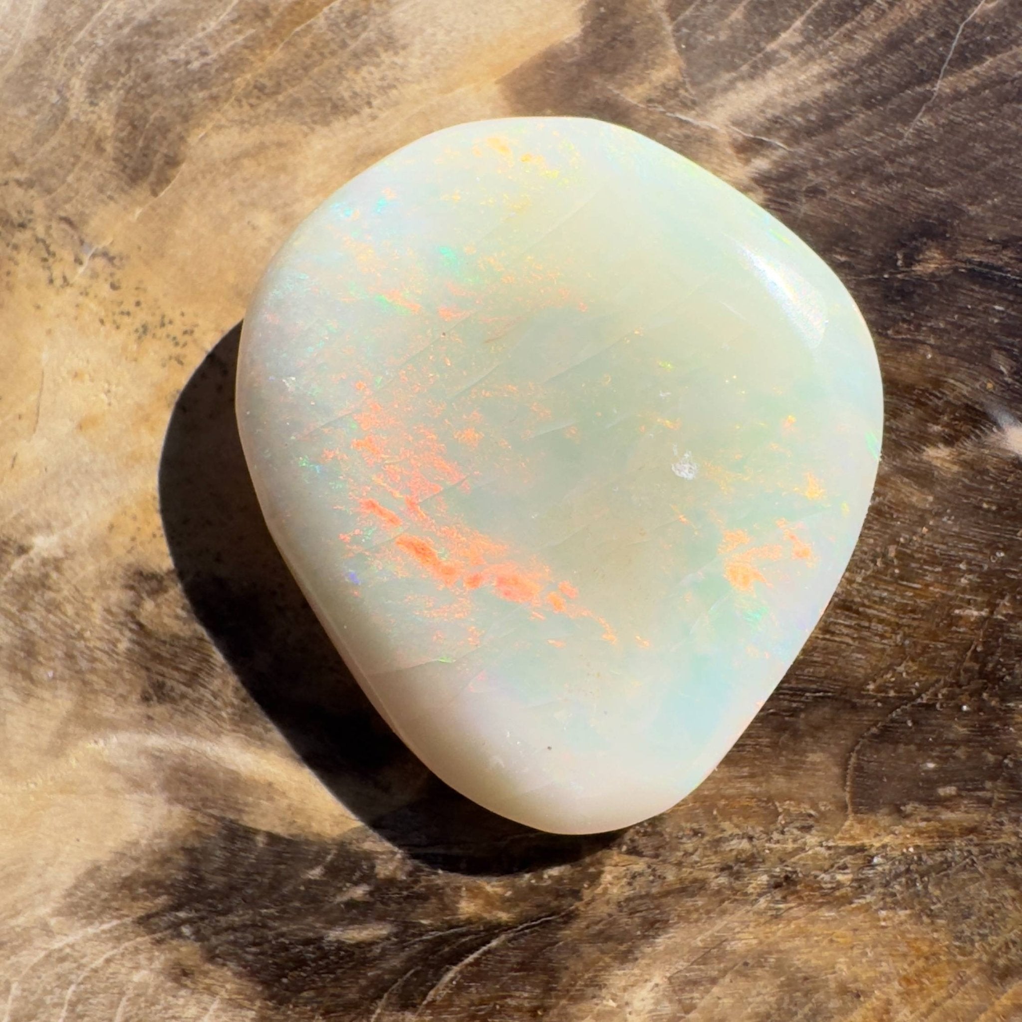 7.8CT Hand - cut Solid Australian Coober Pedy Opal