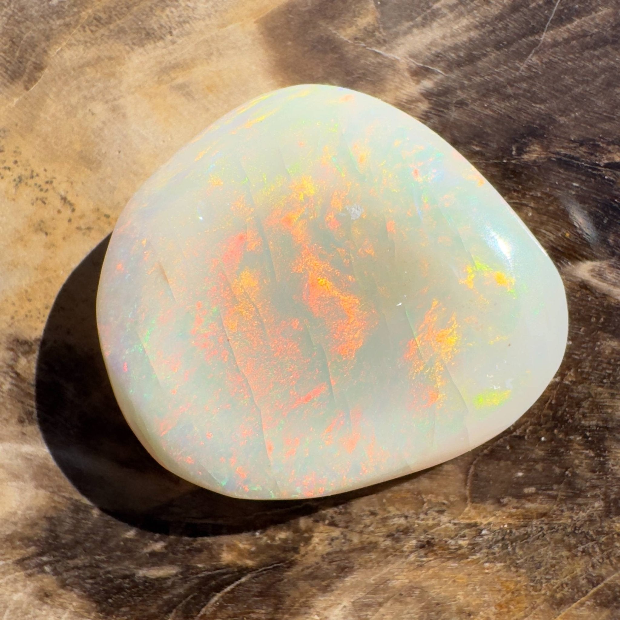 7.8CT Hand - cut Solid Australian Coober Pedy Opal