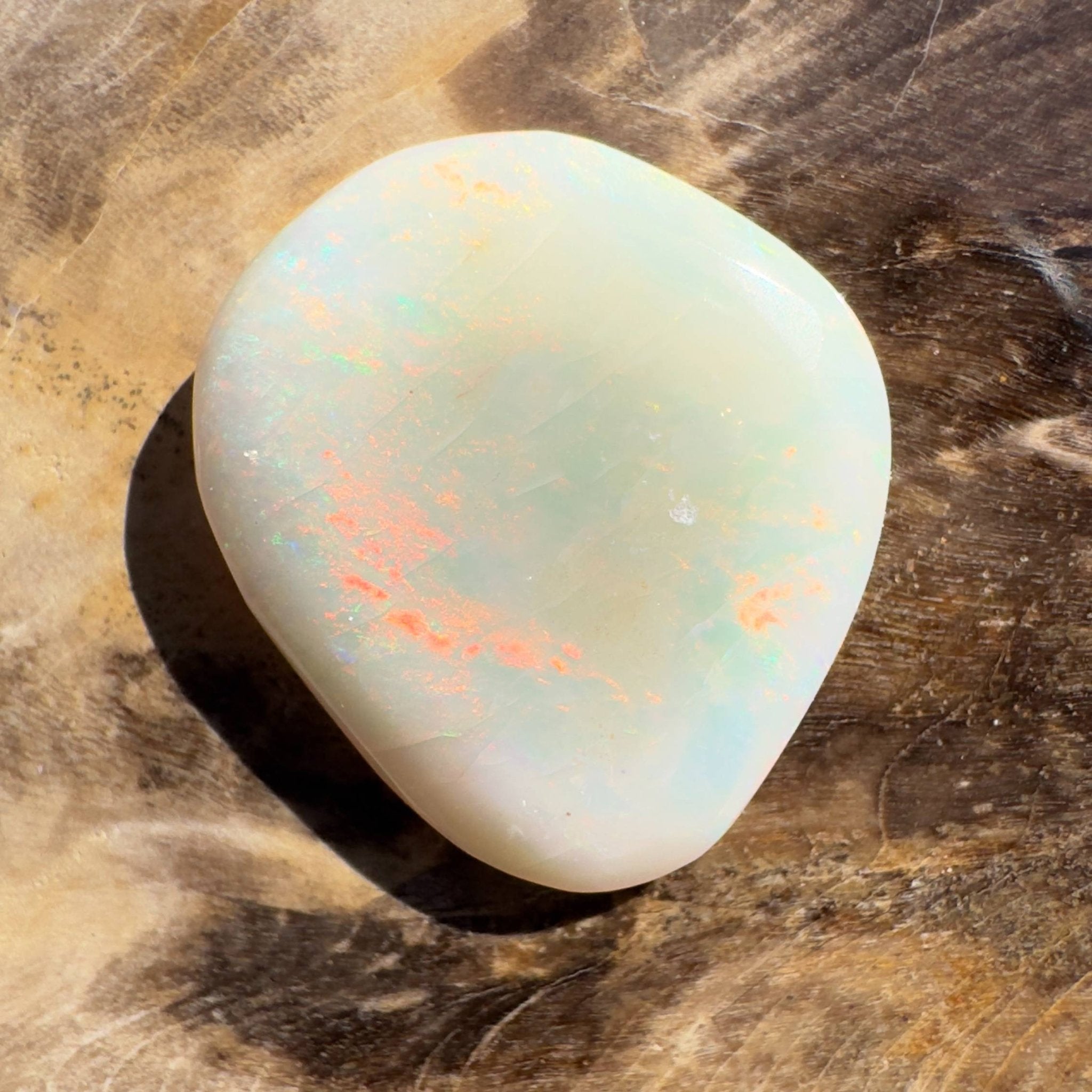 7.8CT Hand - cut Solid Australian Coober Pedy Opal