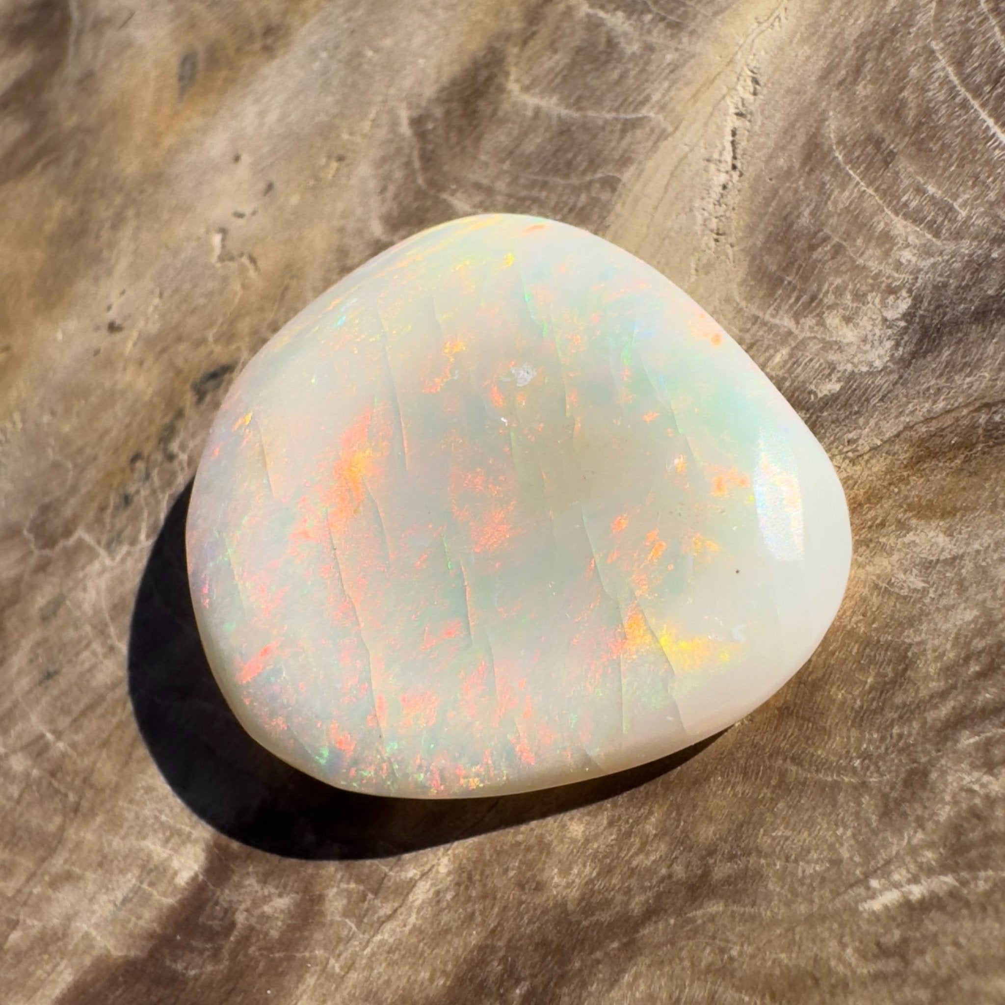 7.8CT Hand - cut Solid Australian Coober Pedy Opal