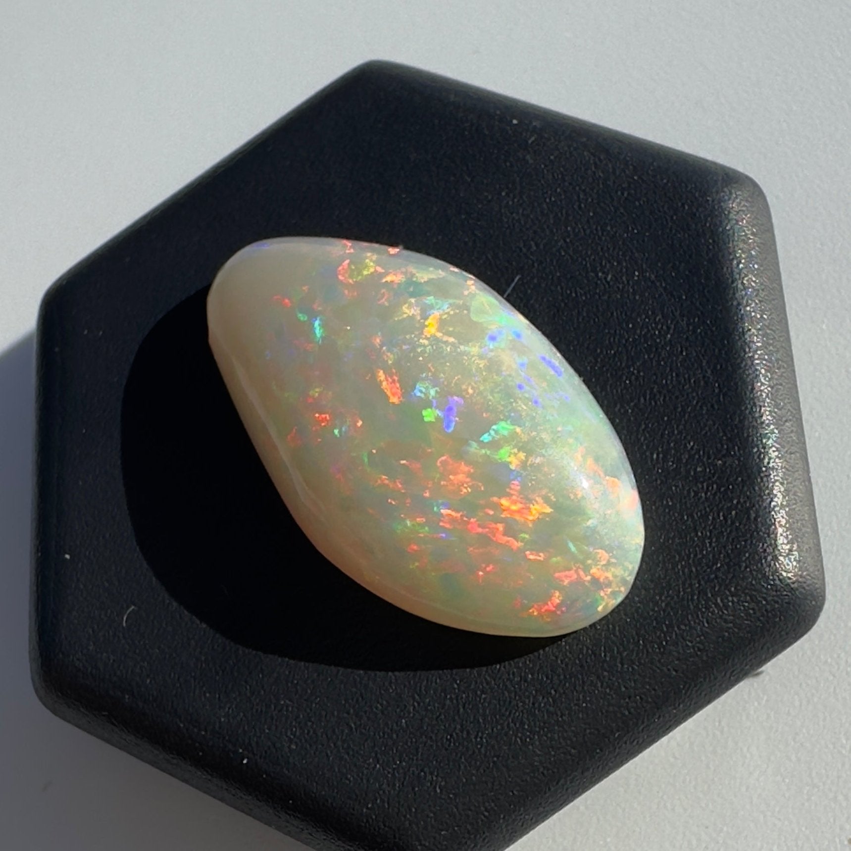 Australian Coober Pedy Opal 3.5carat Solid Hand Cut Luxury - Iona Opal Australia