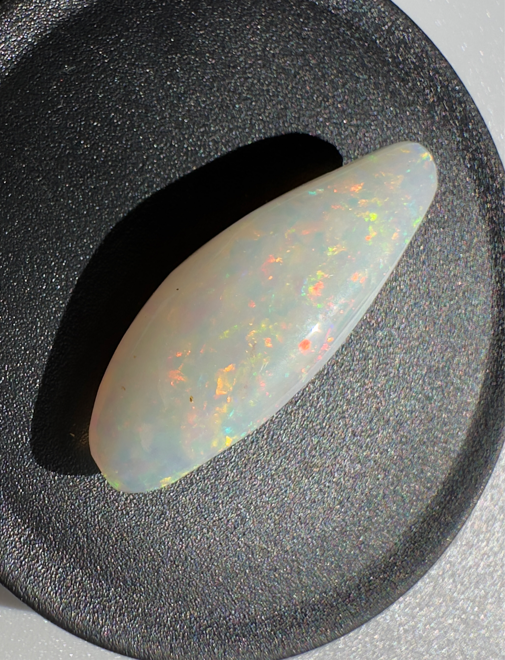 Australian Coober Pedy Opal 4.6carat Solid Hand Cut Luxury - Iona Opal Australia