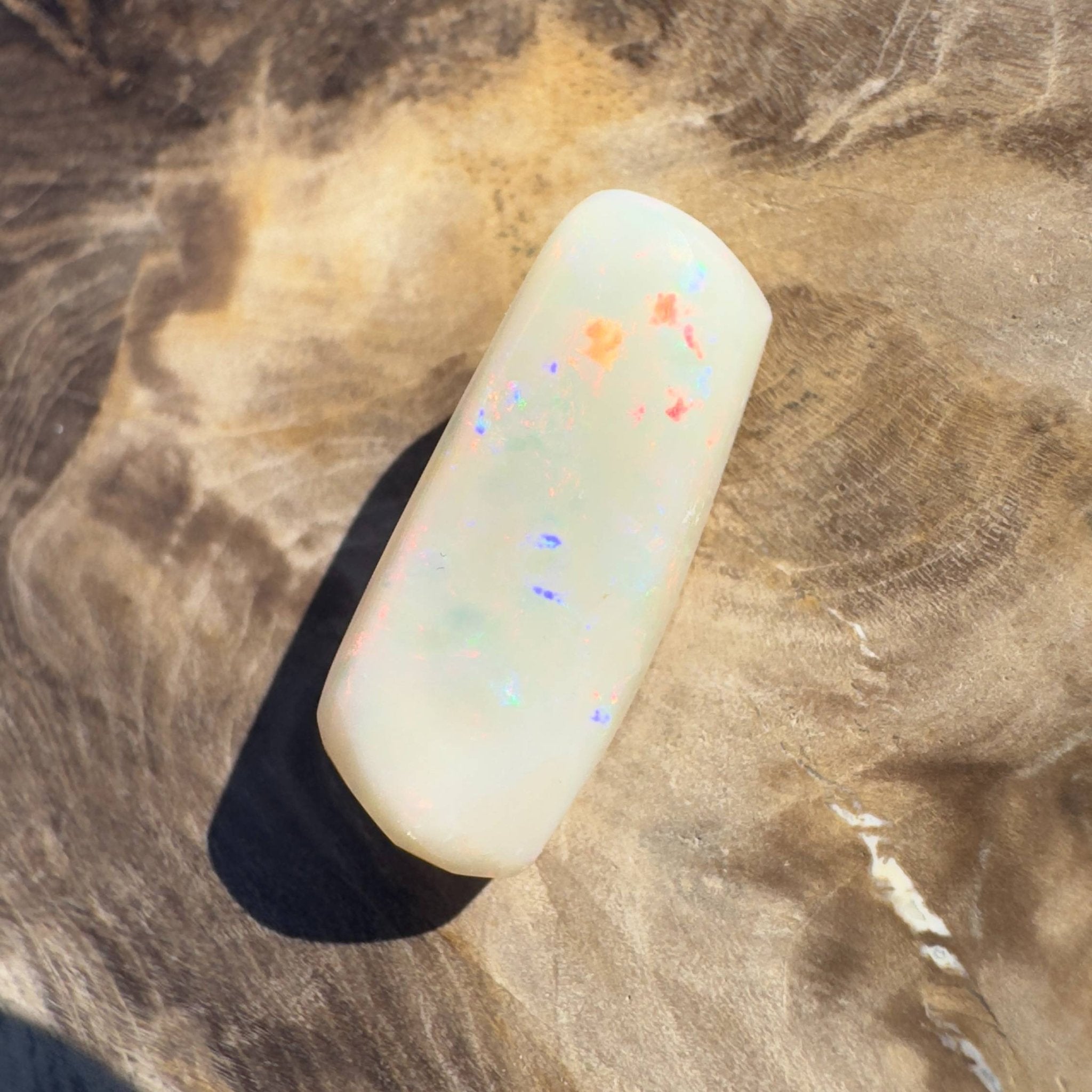 8.2CT Hand - cut Solid Australian Coober Pedy Opal