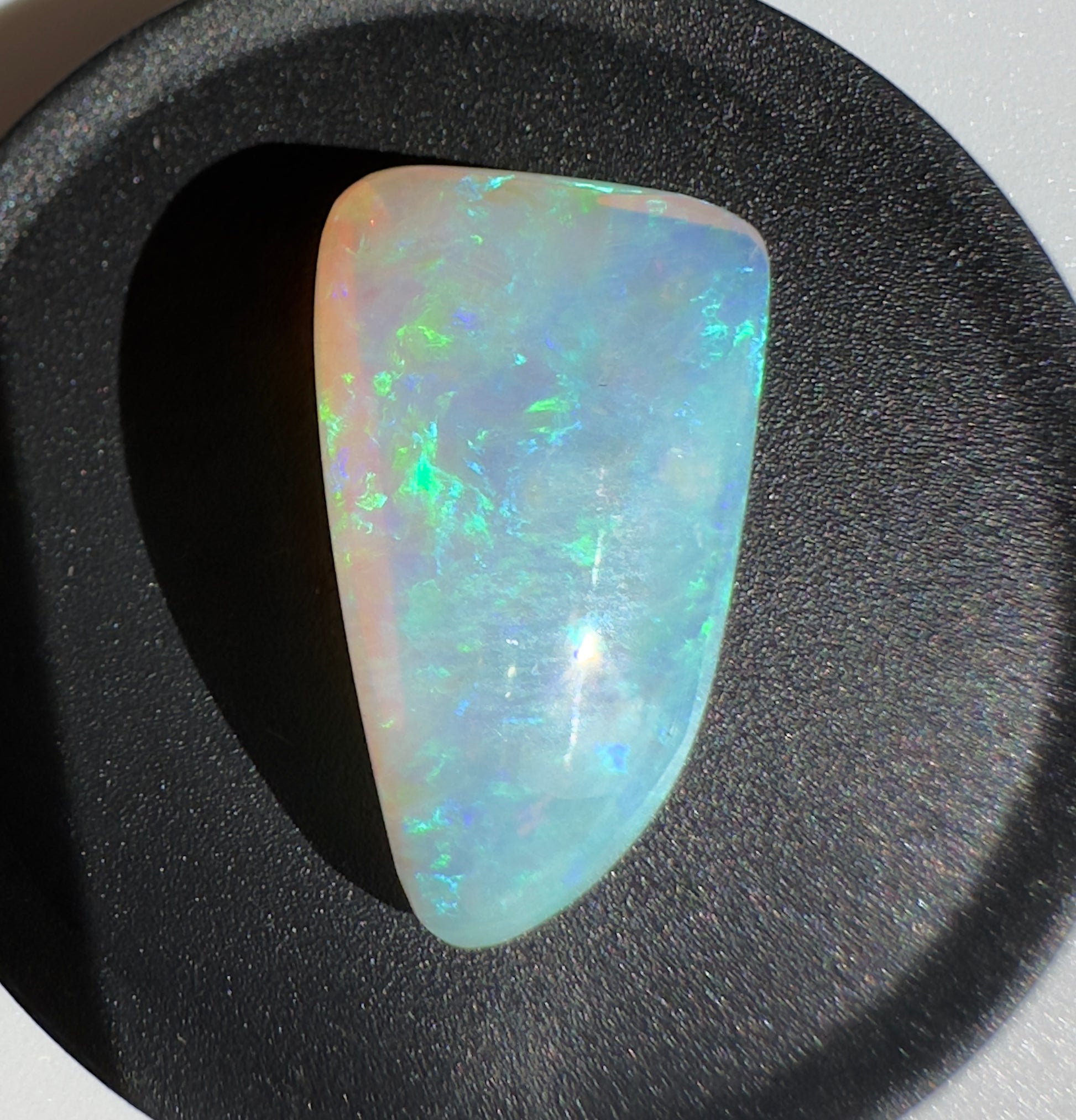 Australian Lightning Ridge Crystal Opal 7.8carat Solid Hand Cut Luxury - Iona Opal Australia